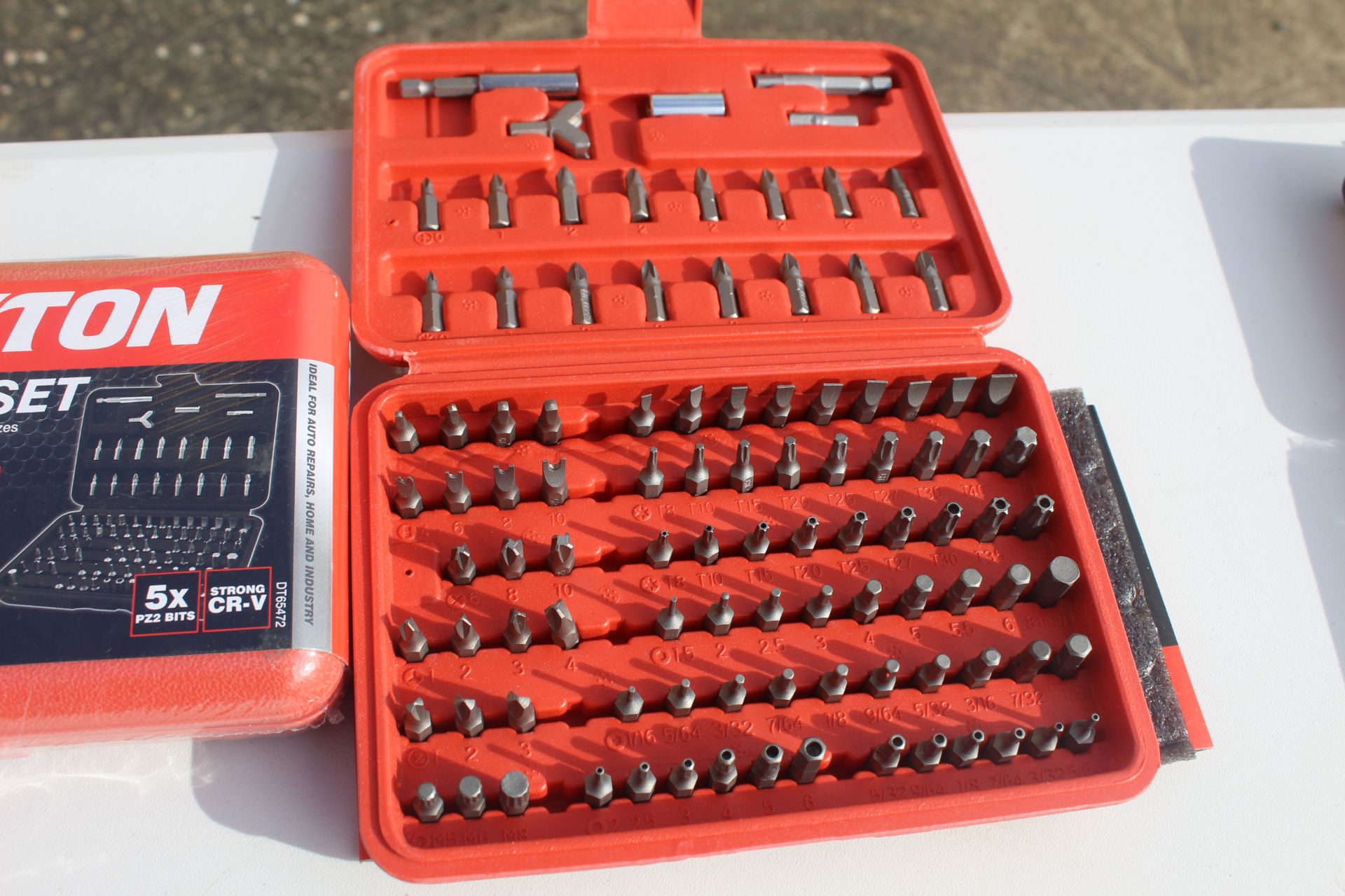 2x 100pce bit sets. V - Bild 2 aus 3