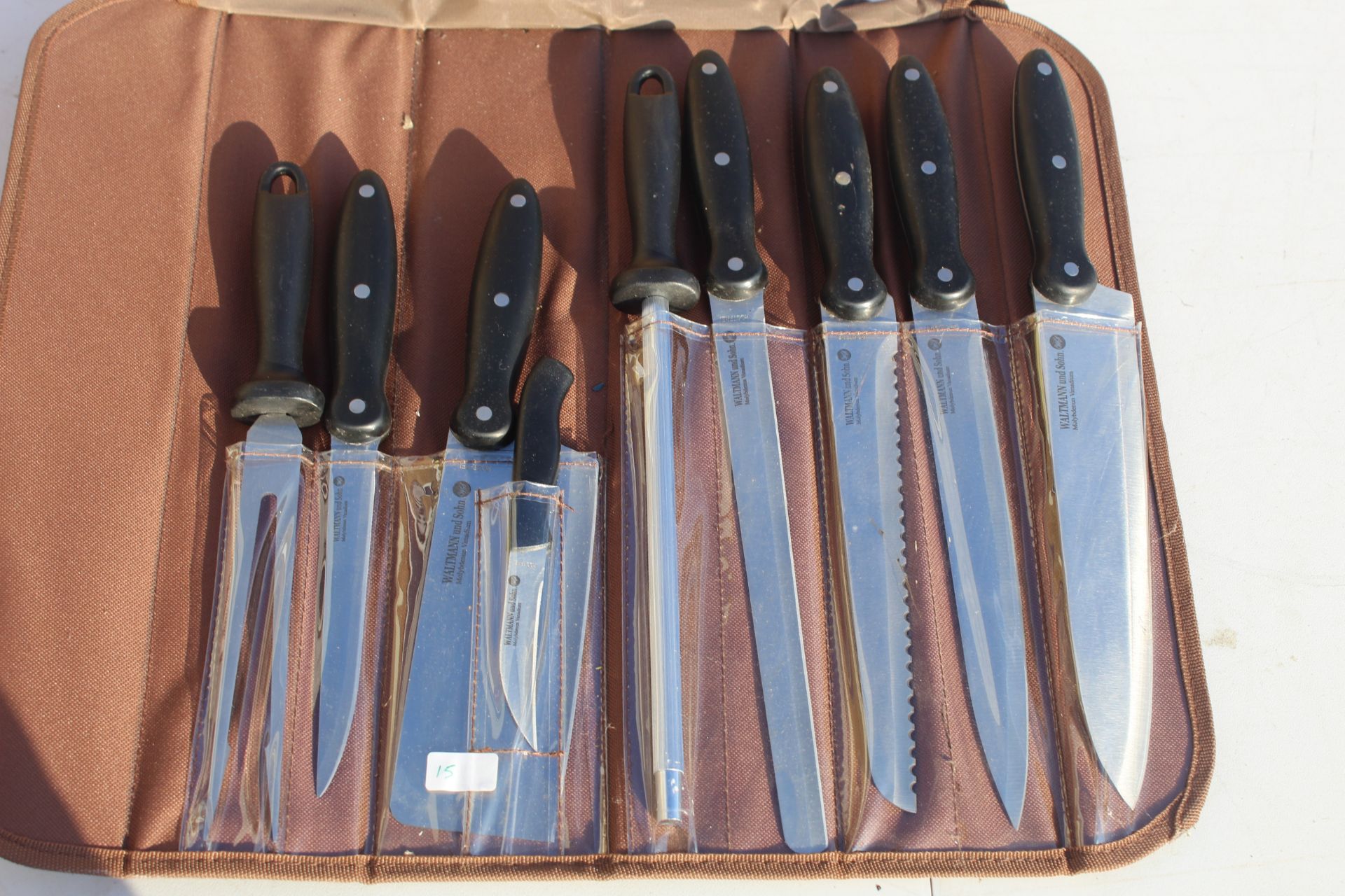 9pce knife set in bag. V