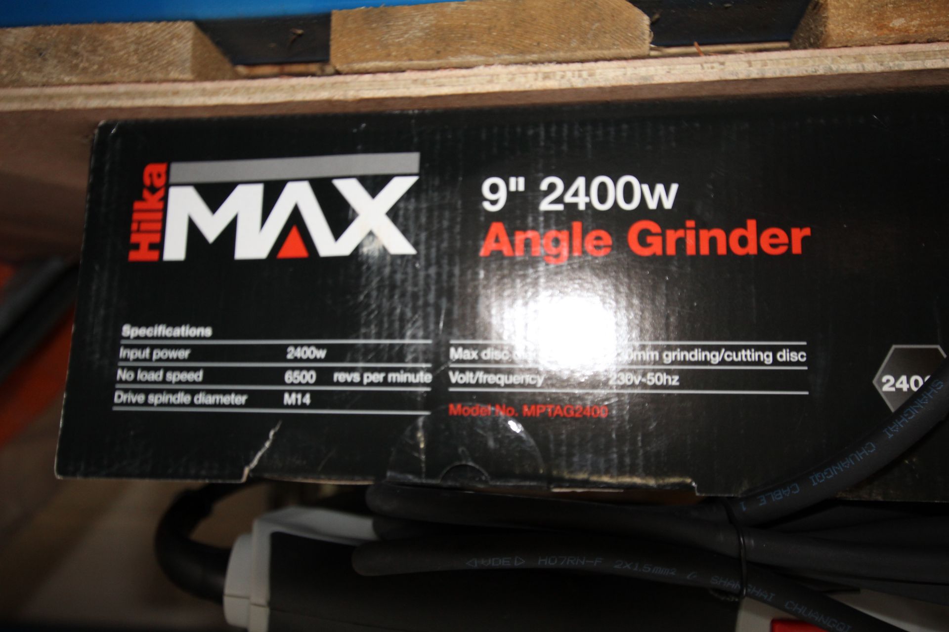 Hilka 9in 2400W Angle Grinder - New. V - Image 5 of 5