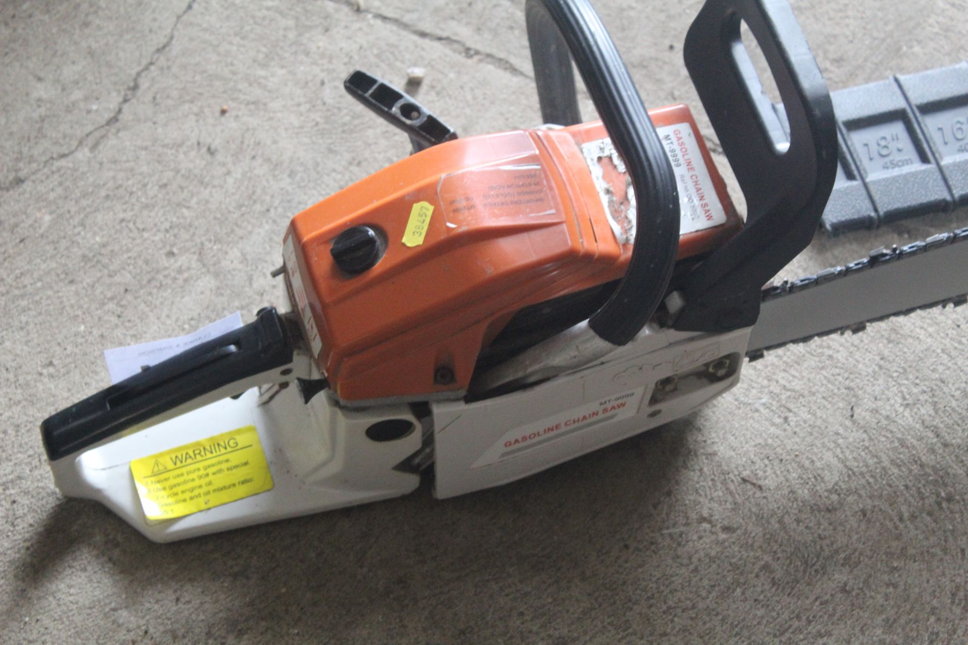 Petrol chainsaw. - Image 4 of 4