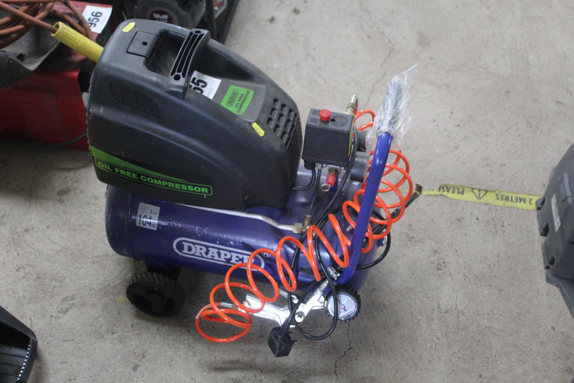 Draper compressor. With hose and inflation gun.