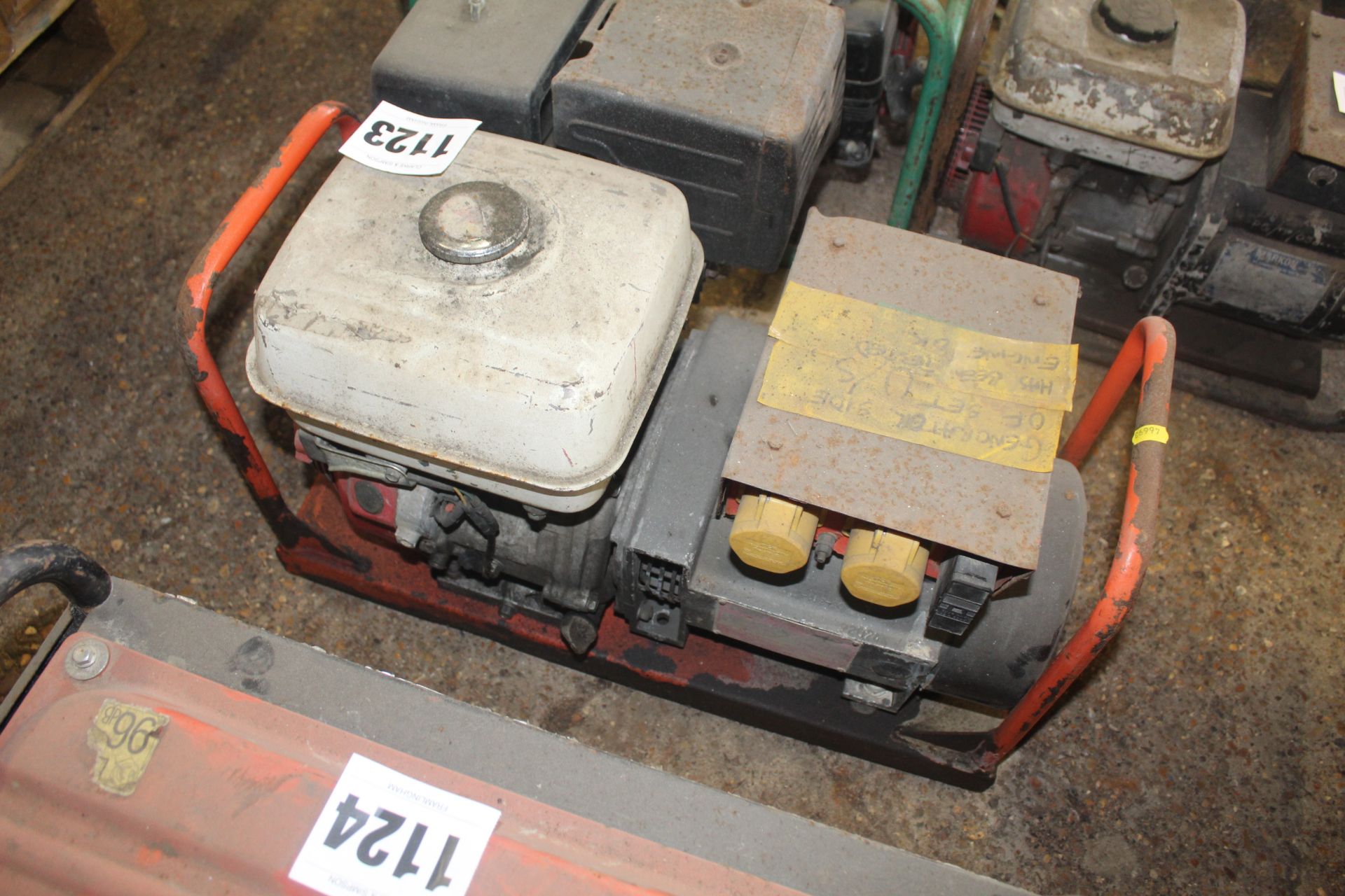 Petrol generator. V - Bild 2 aus 2