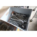 Quantity of metric spanners.