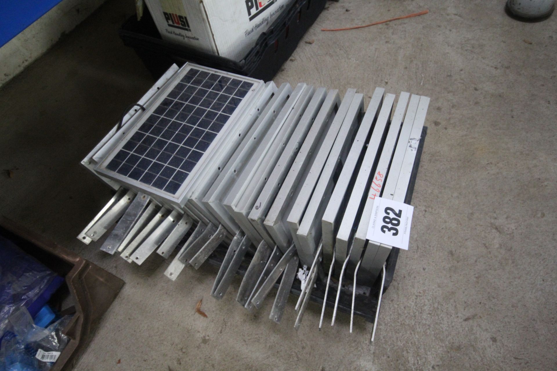 Quantity of small solar panels.