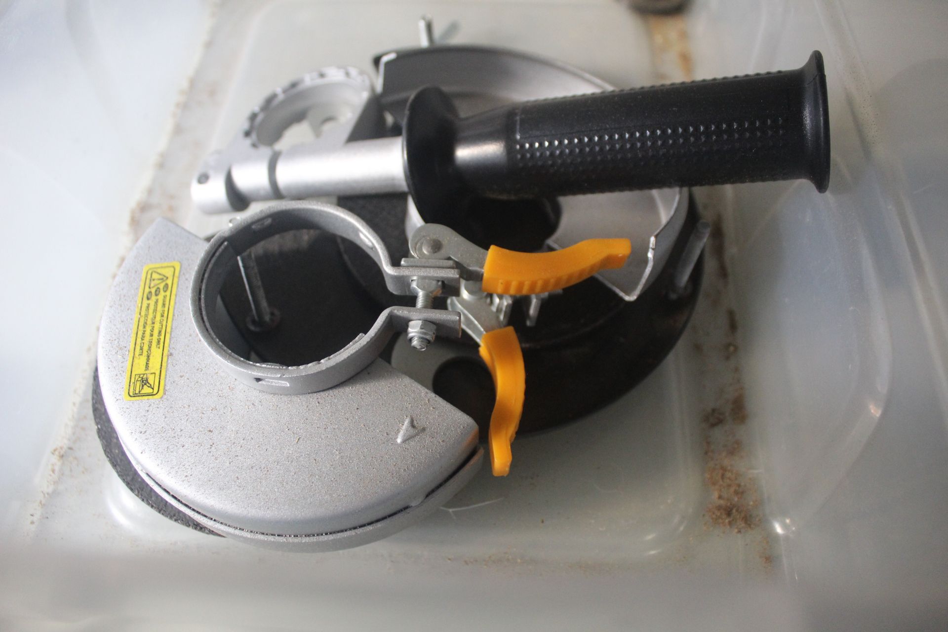 Angle grinder. - Image 5 of 5