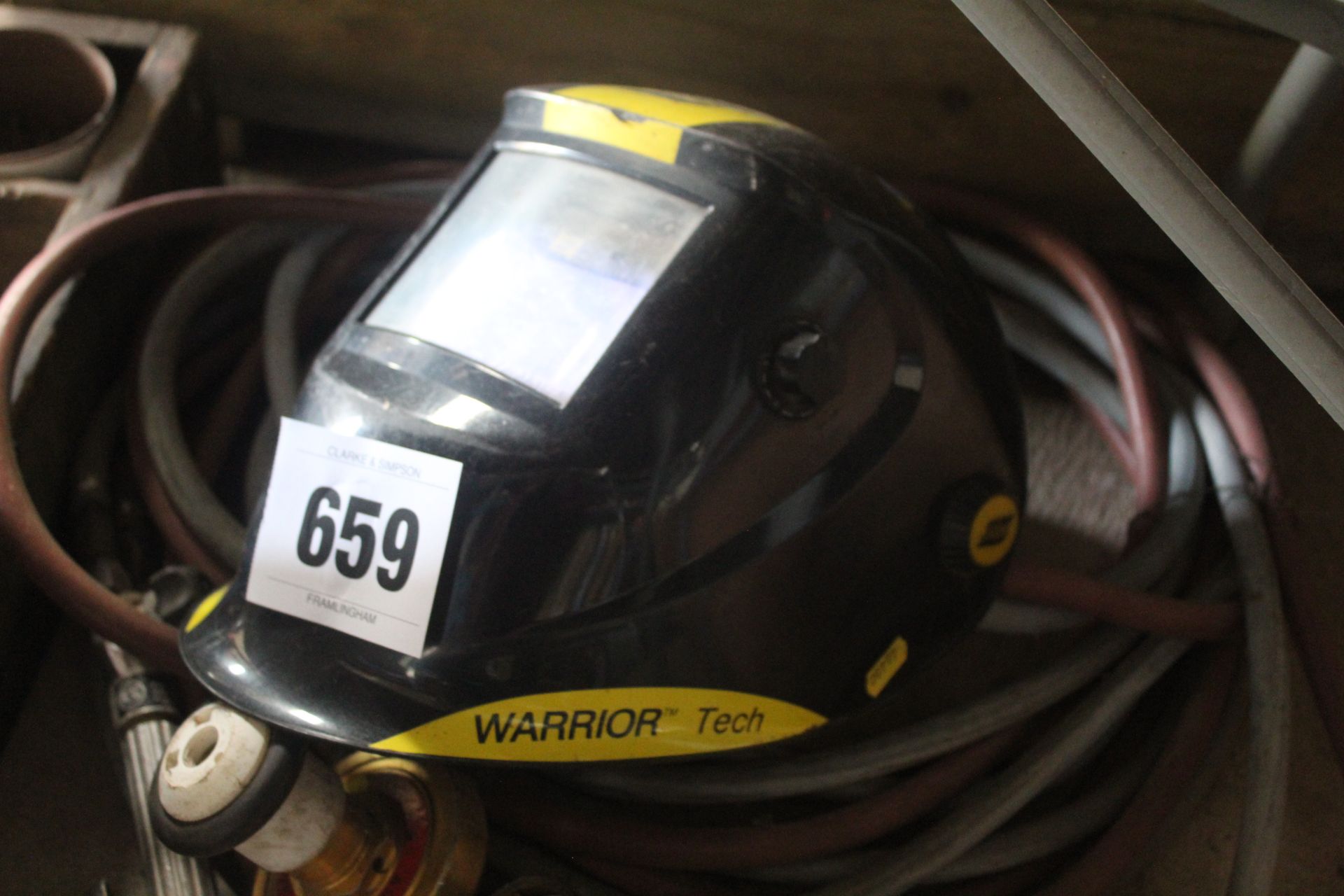 Gas regulators, hoses, welding mask. - Image 3 of 3