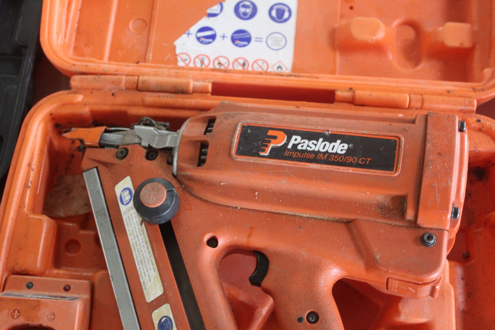 Paslode nail gun. With charger (no lead). - Image 4 of 5