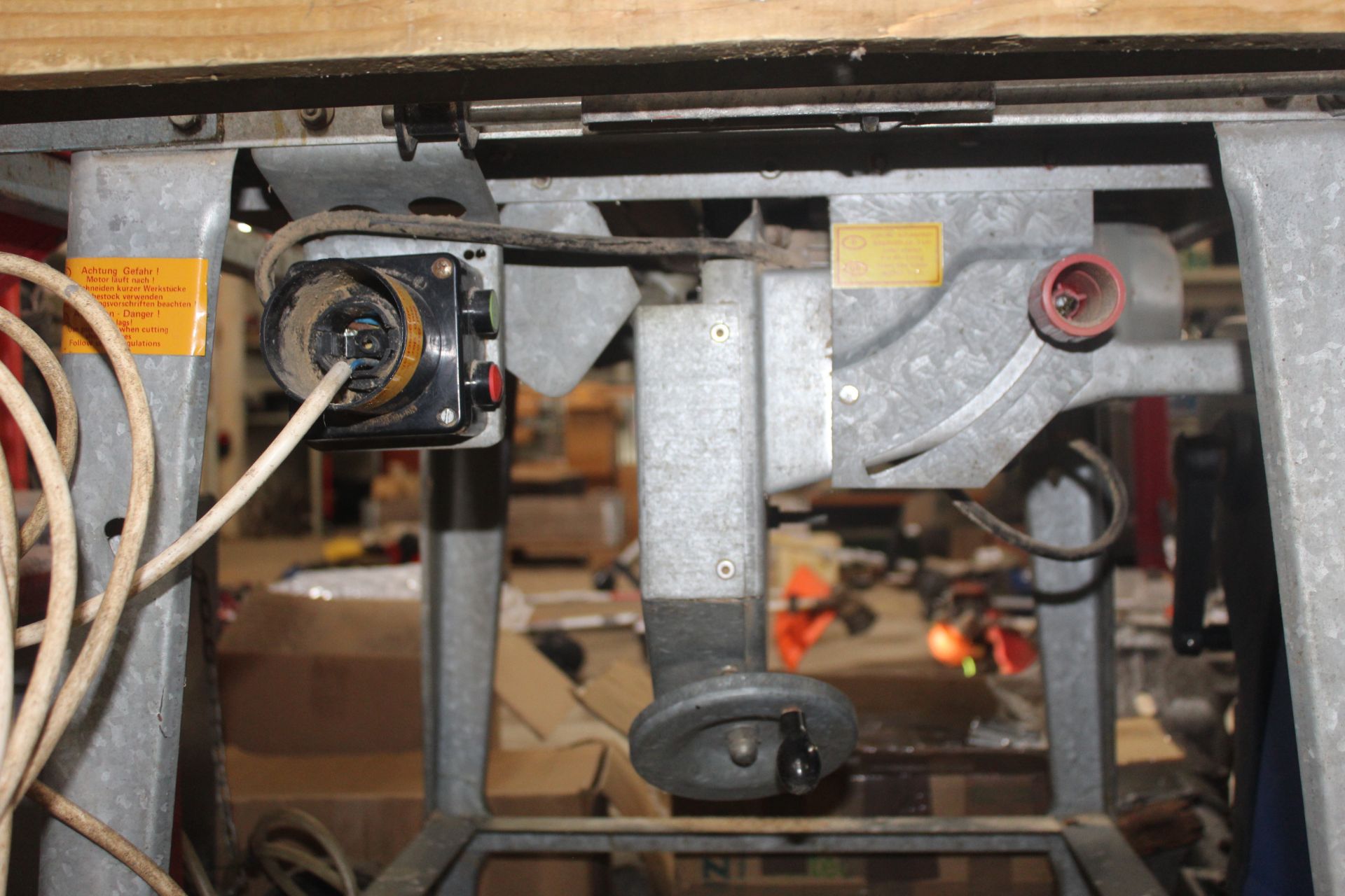 240v Saw bench. - Image 6 of 7