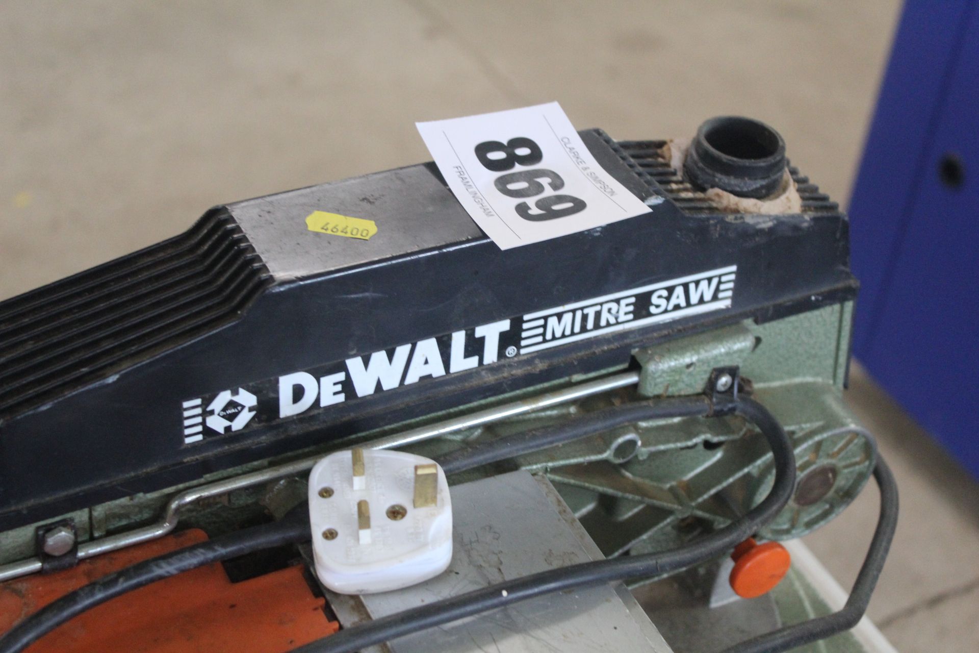 Dewalt 240v mitre saw. - Image 3 of 4