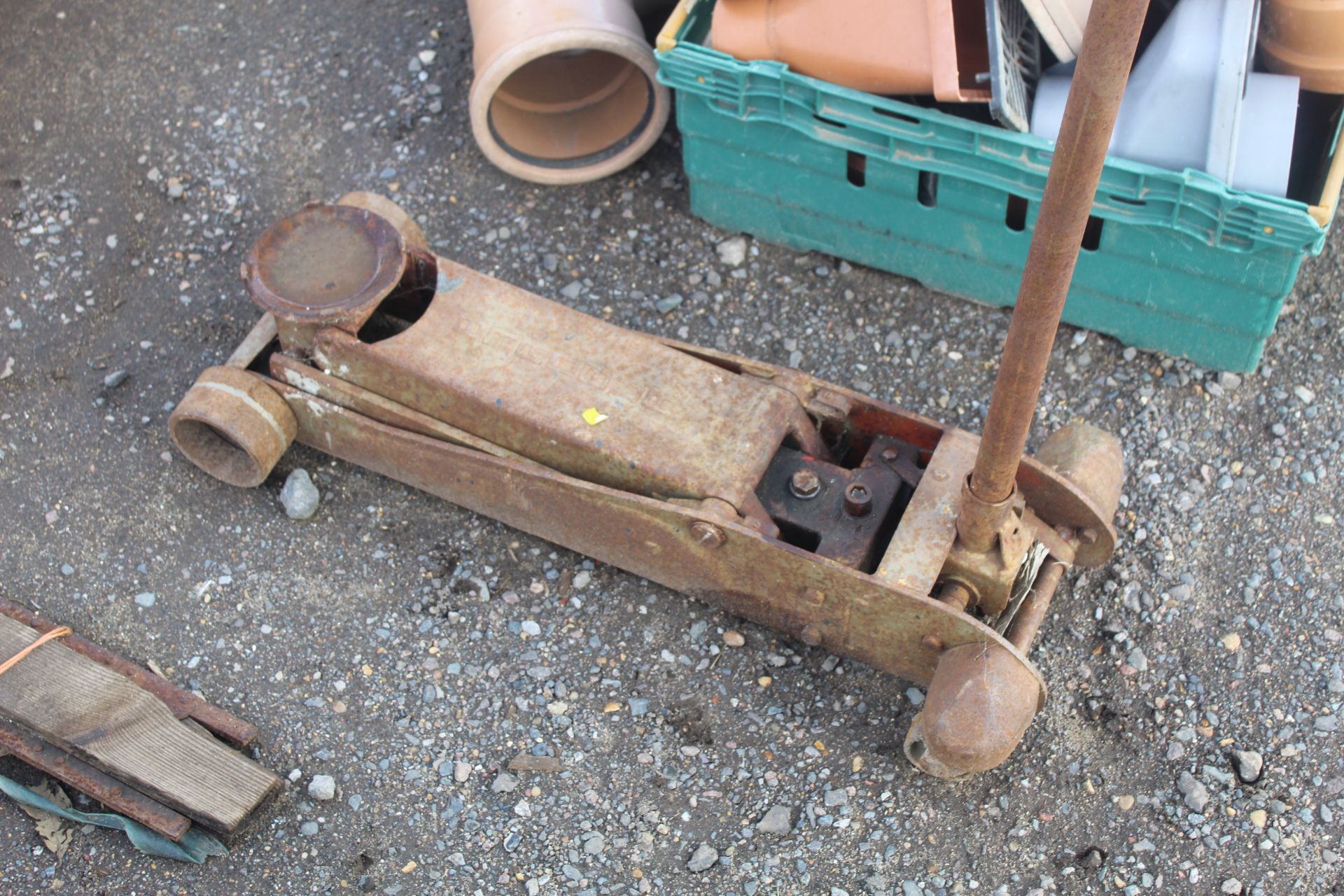 Bradbury trolley jack.