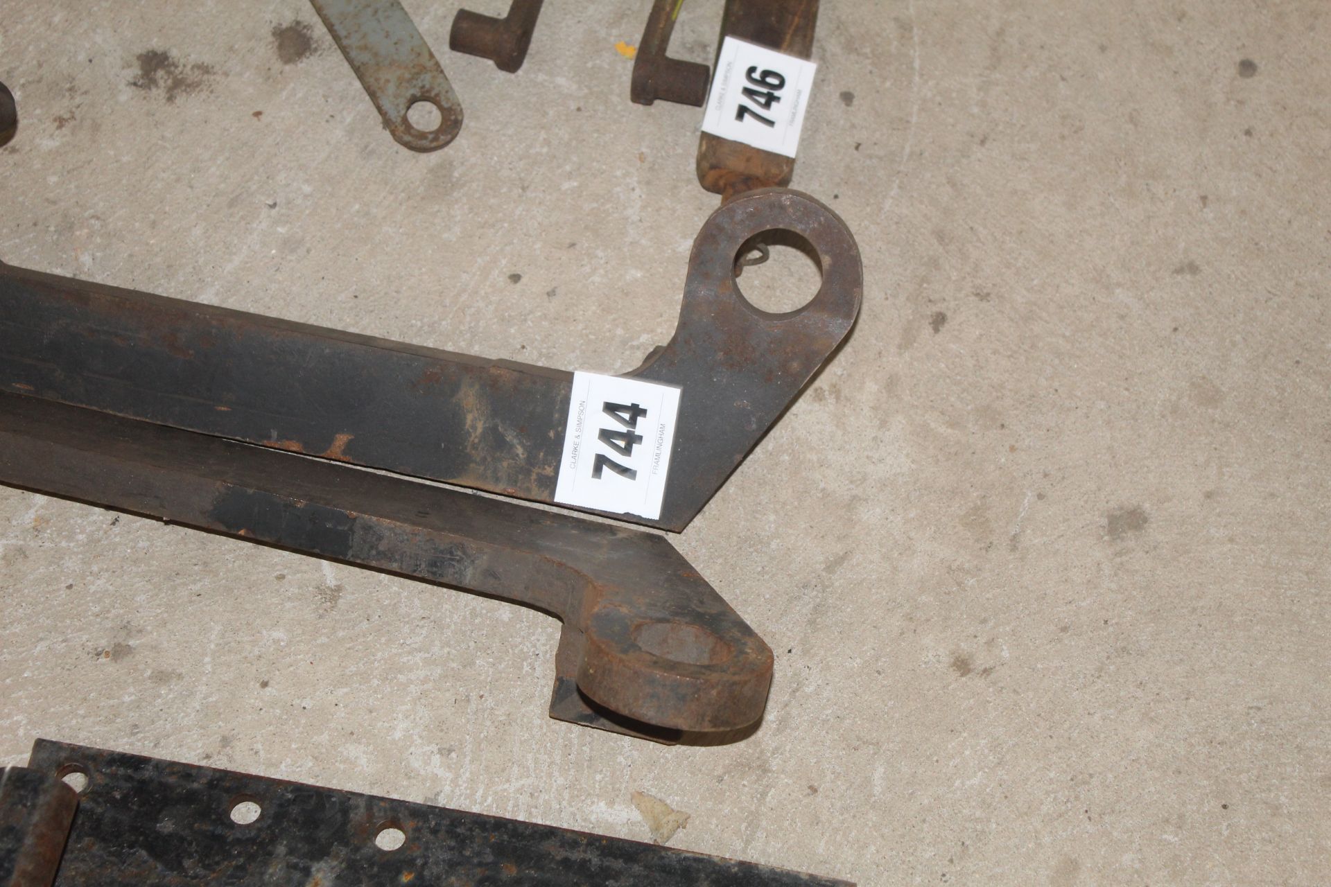 Pair of CAT loader brackets. - Image 2 of 5
