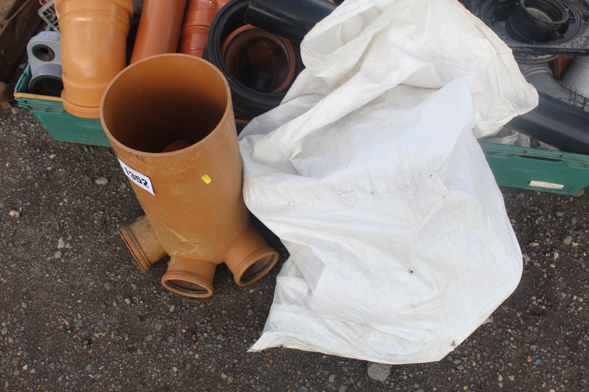 Large quantity of drainage goods. - Image 4 of 6