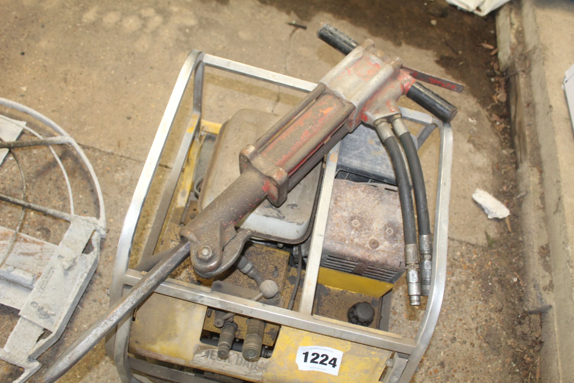 Hydraulic power pack and breaker. V - Image 3 of 7