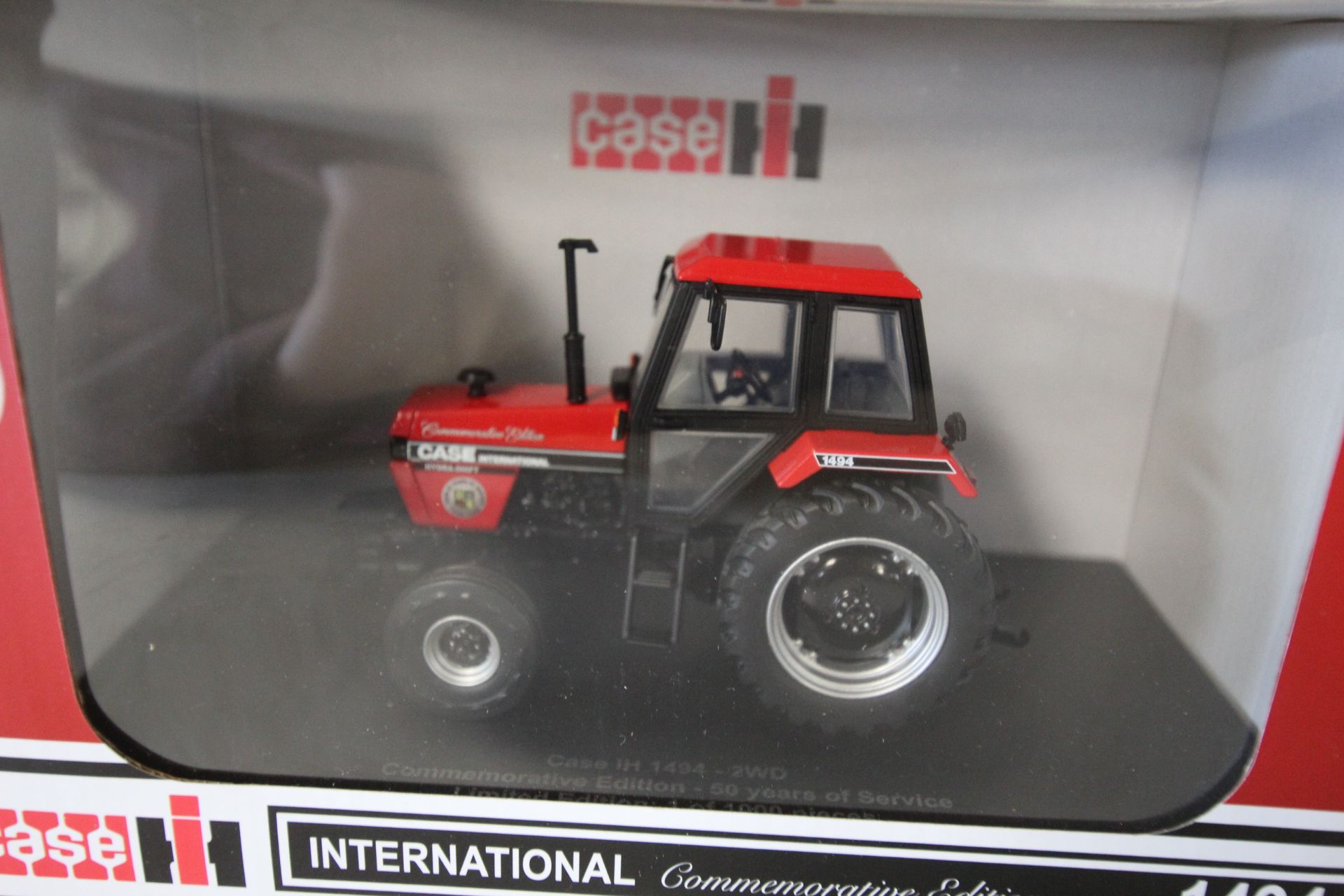 UH Case/IH 1494 2wd Tractor - Commemorative Limited Edition Scale. V - Image 2 of 2