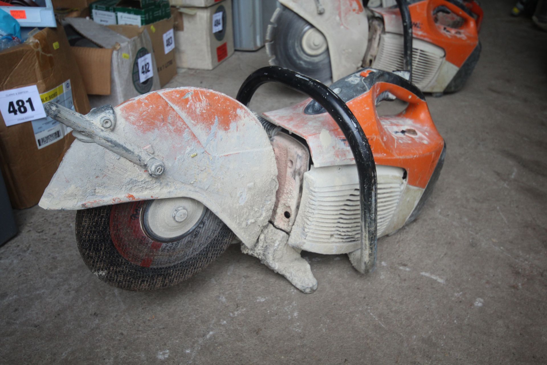 Stihl TS410 petrol disc cutter. V