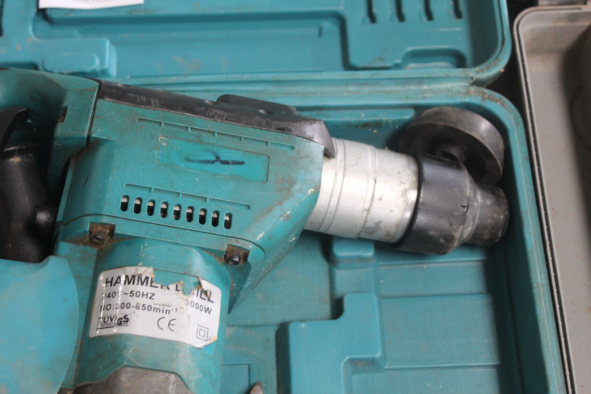 240v Hammer drill in case. - Bild 7 aus 7