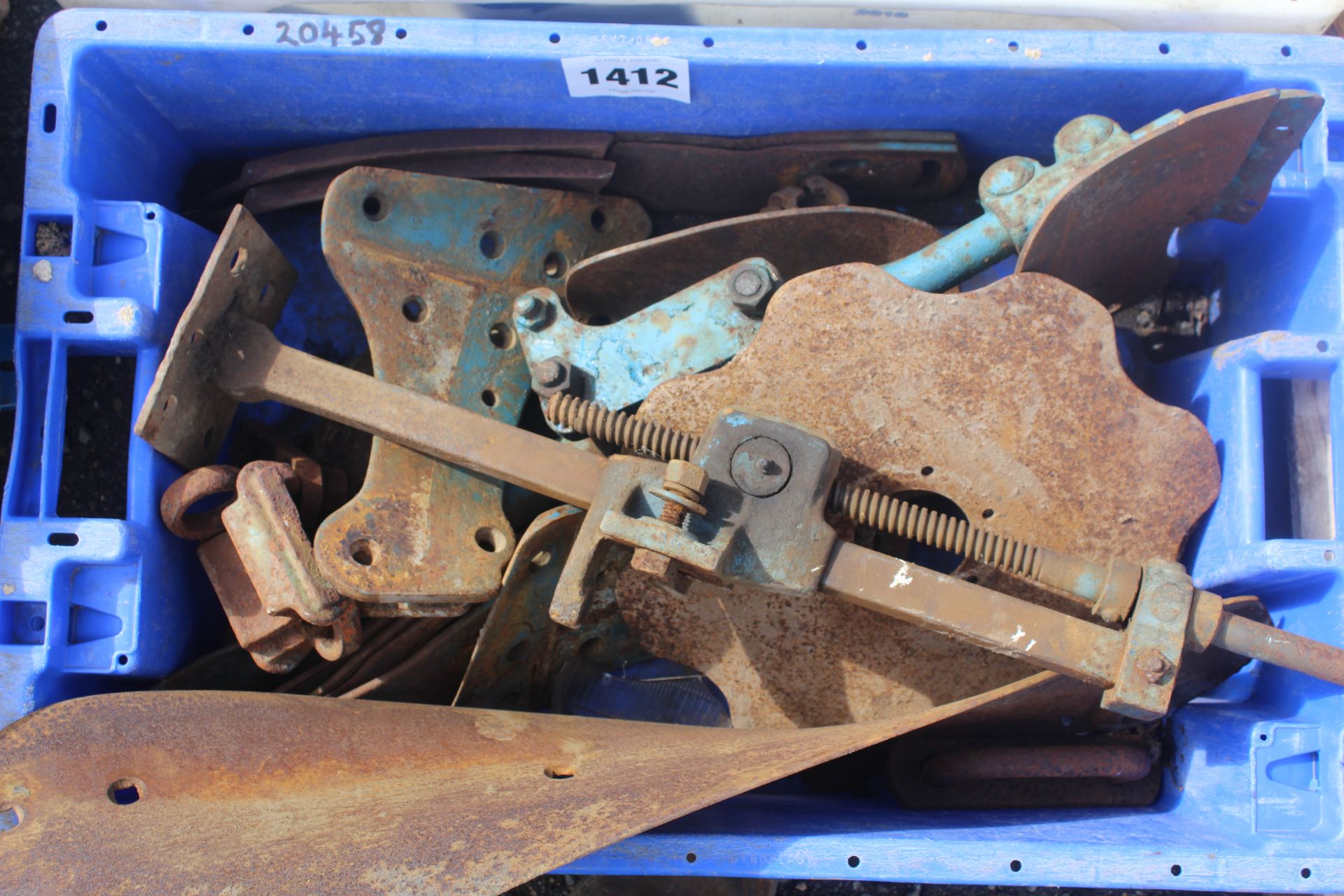 Ransomes plough parts. - Image 2 of 3