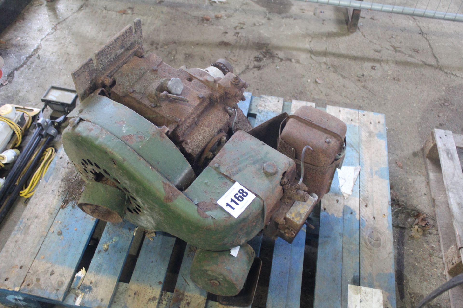 Petter diesel engine. For spares or repair. - Image 2 of 3