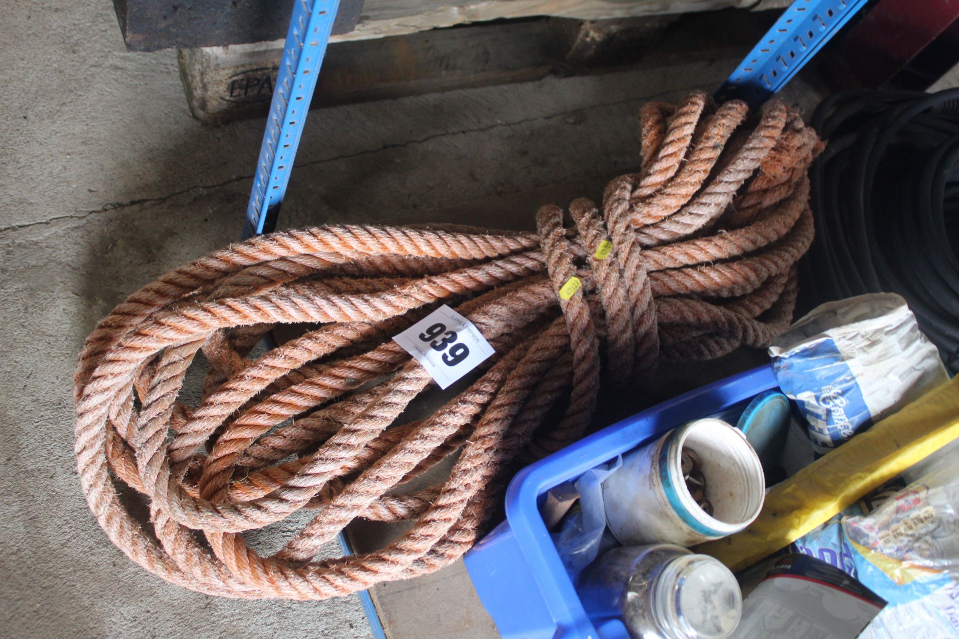 Quantity of rope.