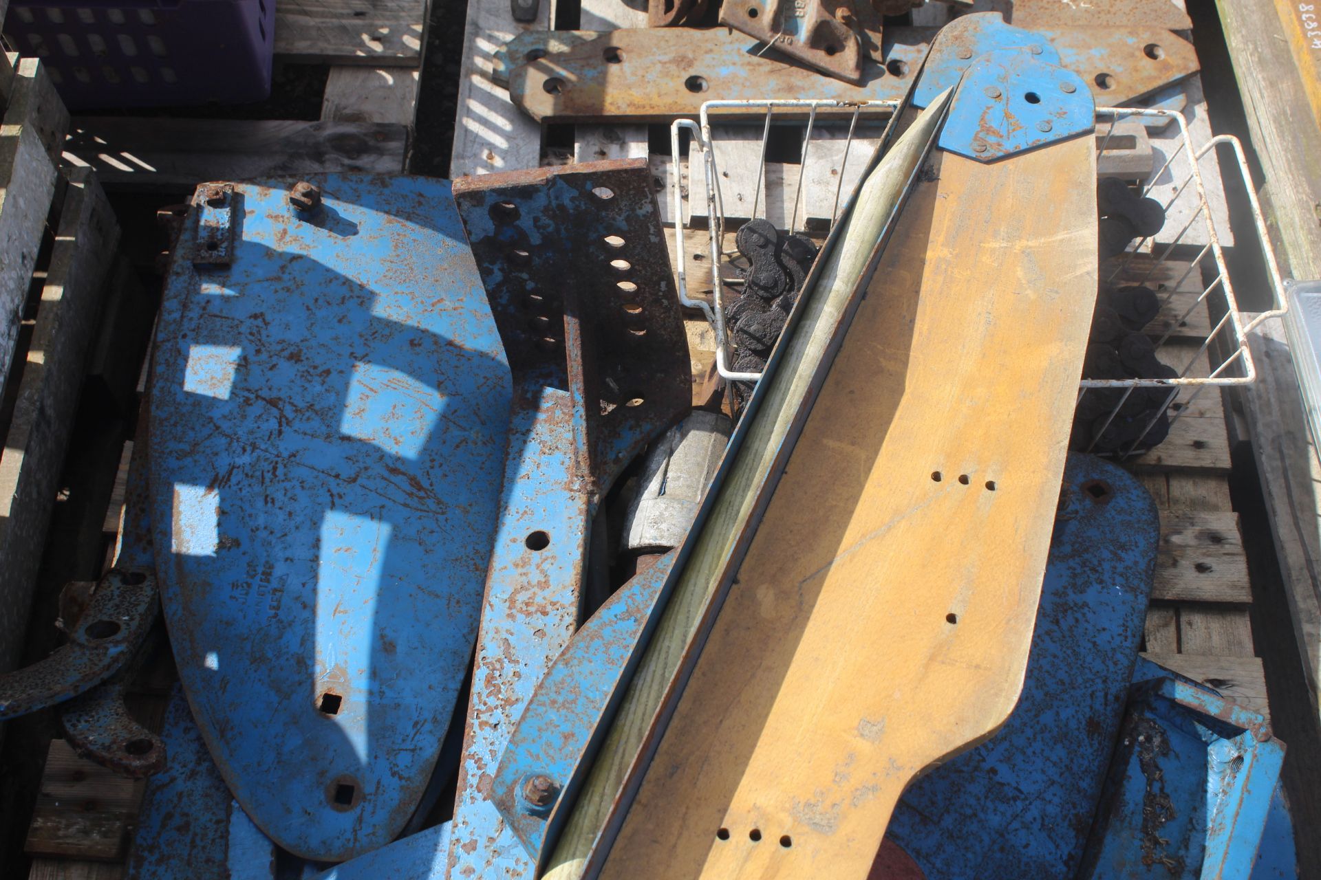 Pallet of Ransomes parts. - Image 3 of 3