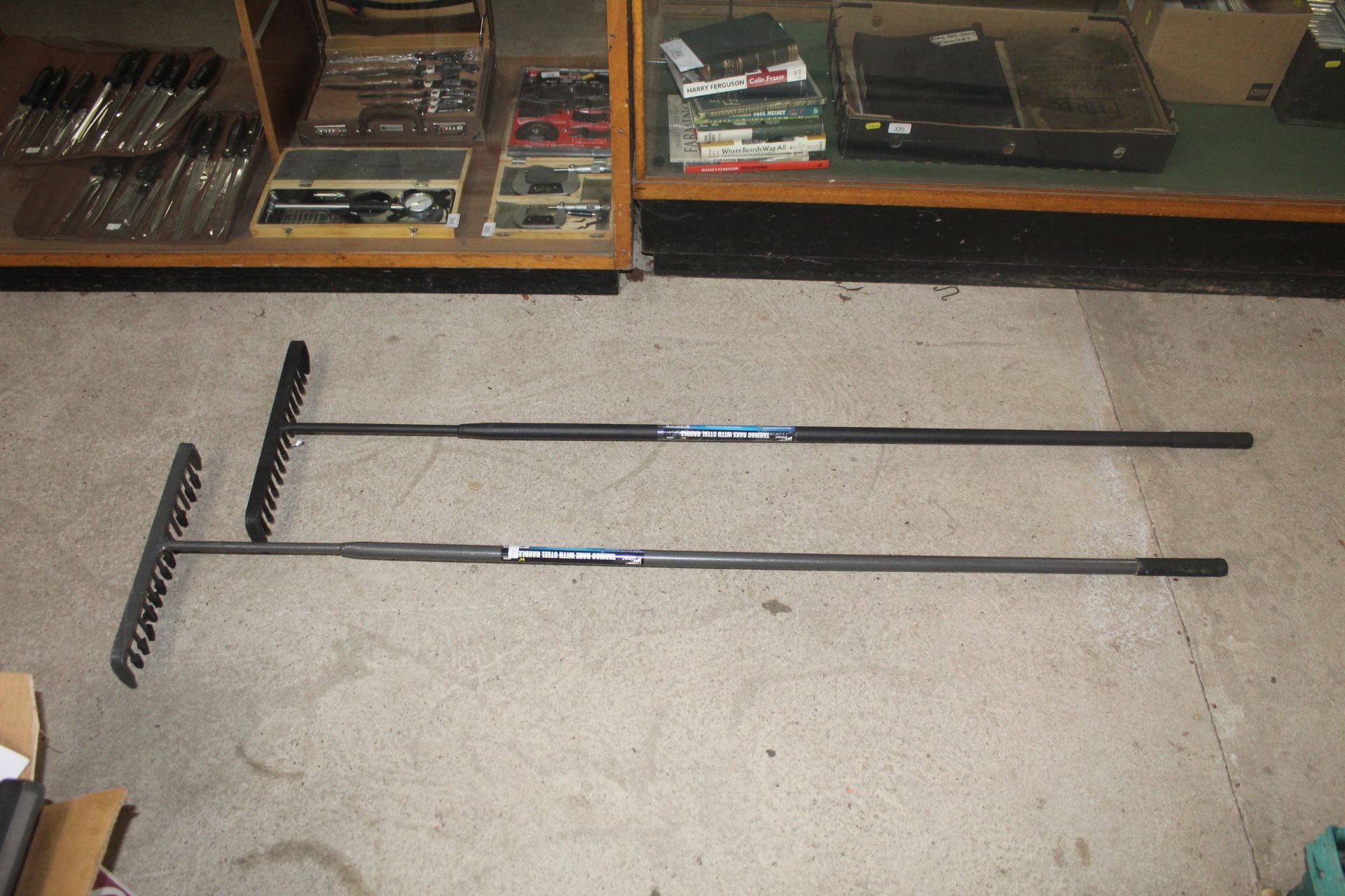 2x Heavy duty steel rakes. V