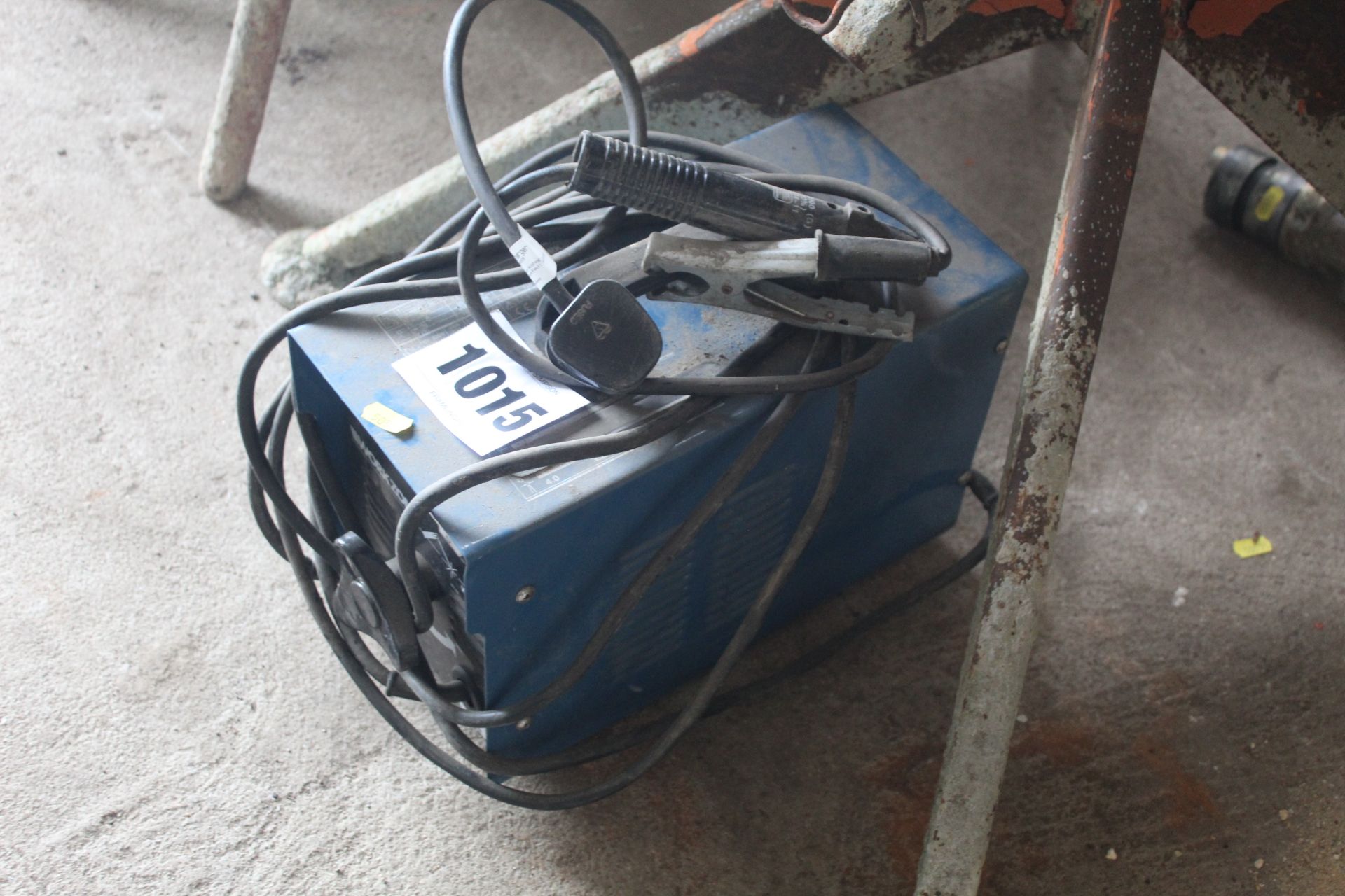 Workzone arc welder. V