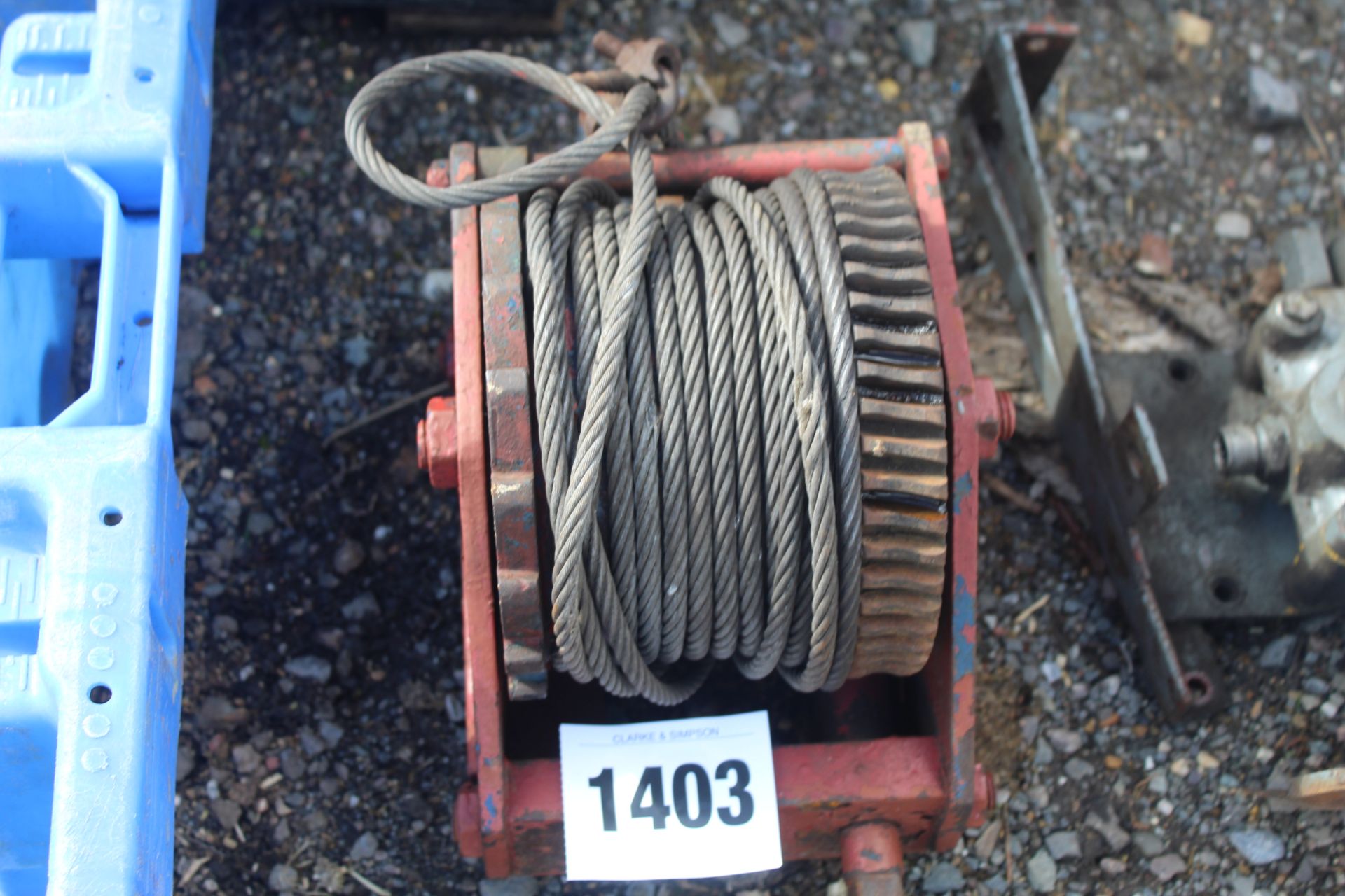 Trailer hand winch. - Image 2 of 3