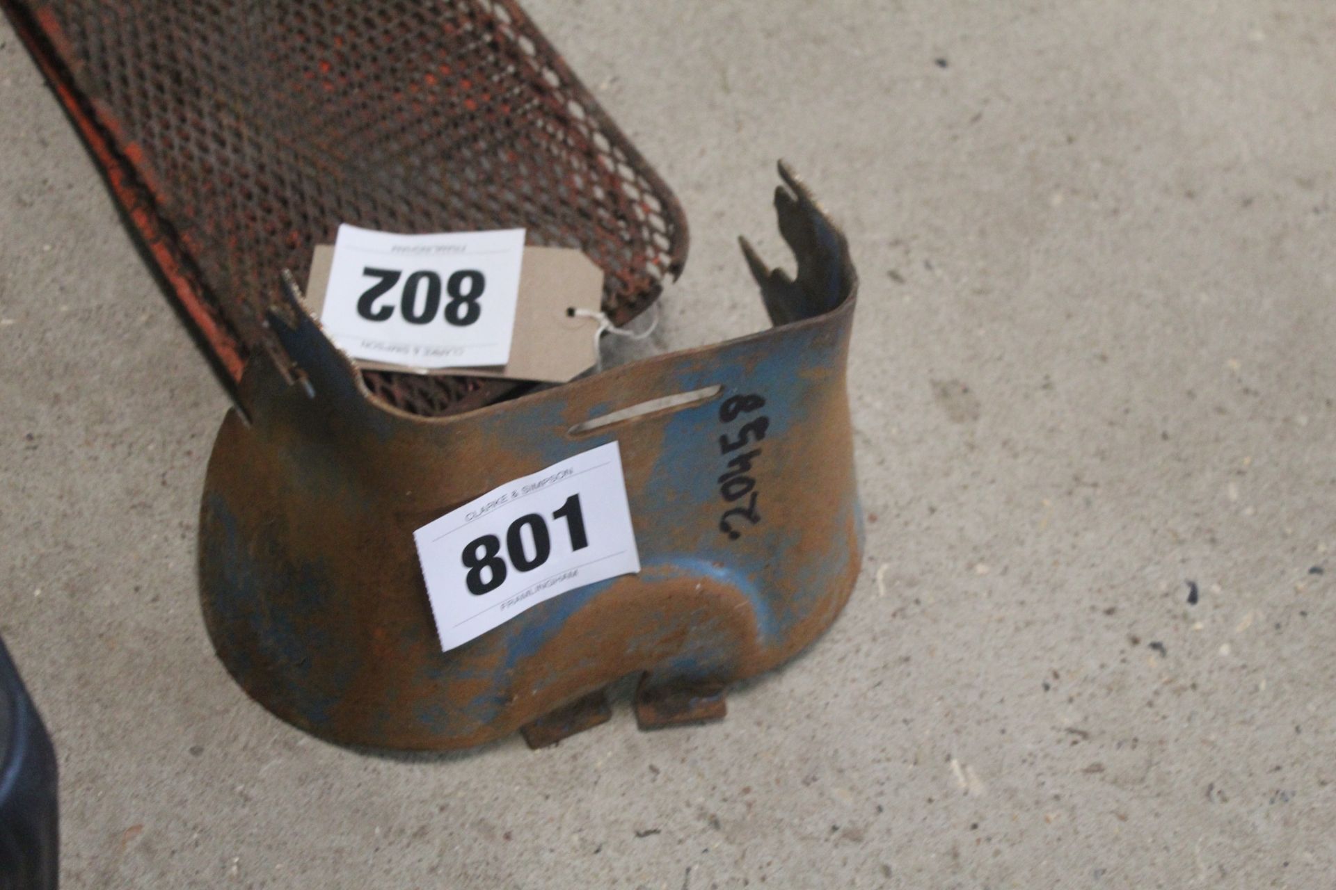 Ford 5000 PTO cover. - Image 2 of 3