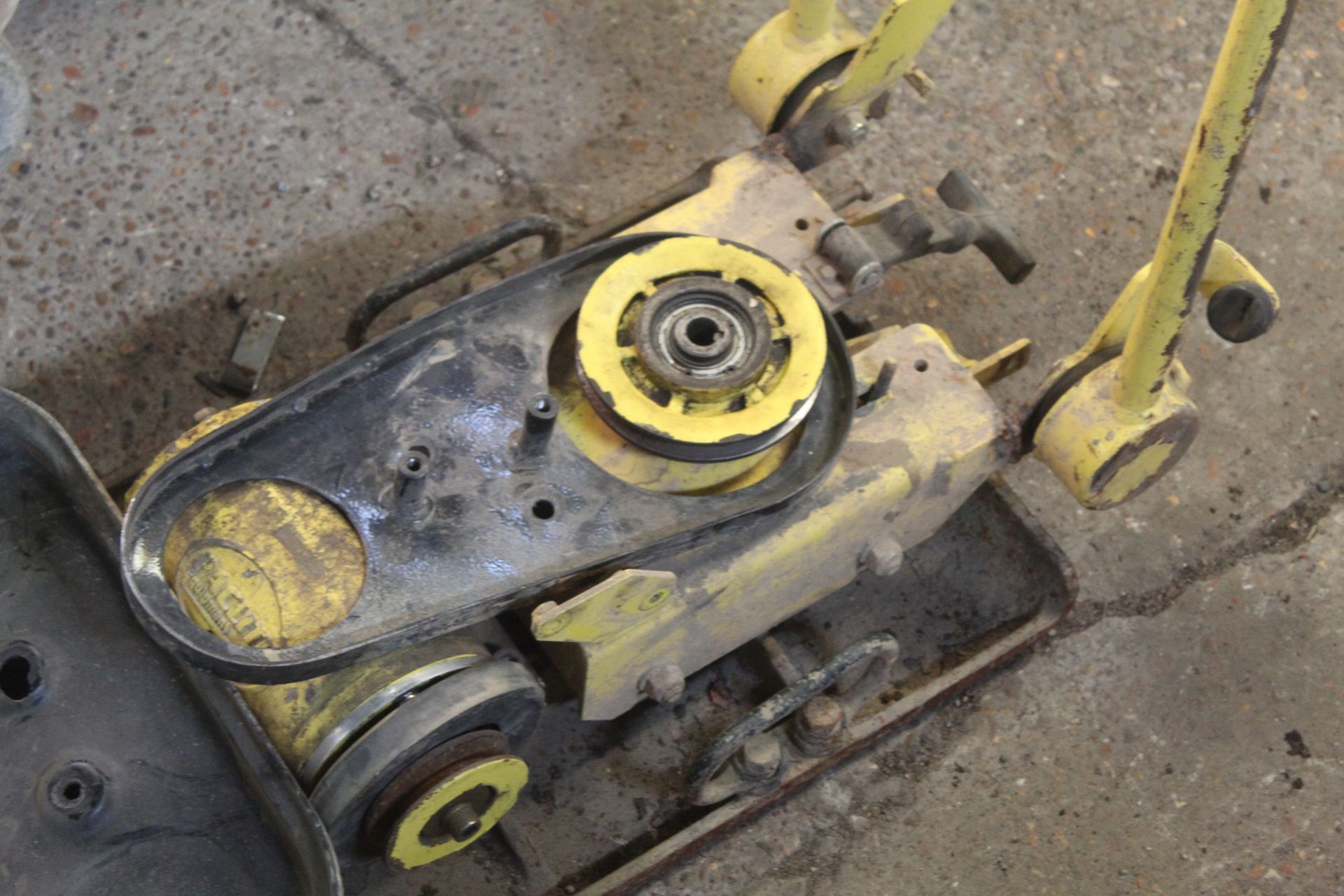 Wacker plate for spares or repair. V - Image 3 of 4