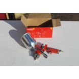 Air spray gun. V