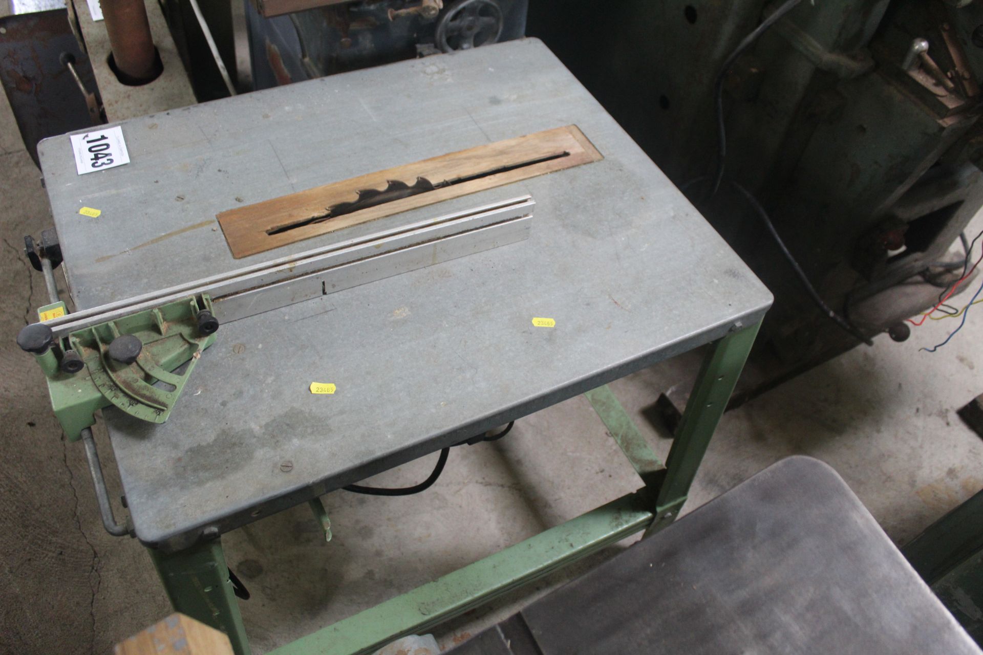 240v saw bench. - Image 6 of 6