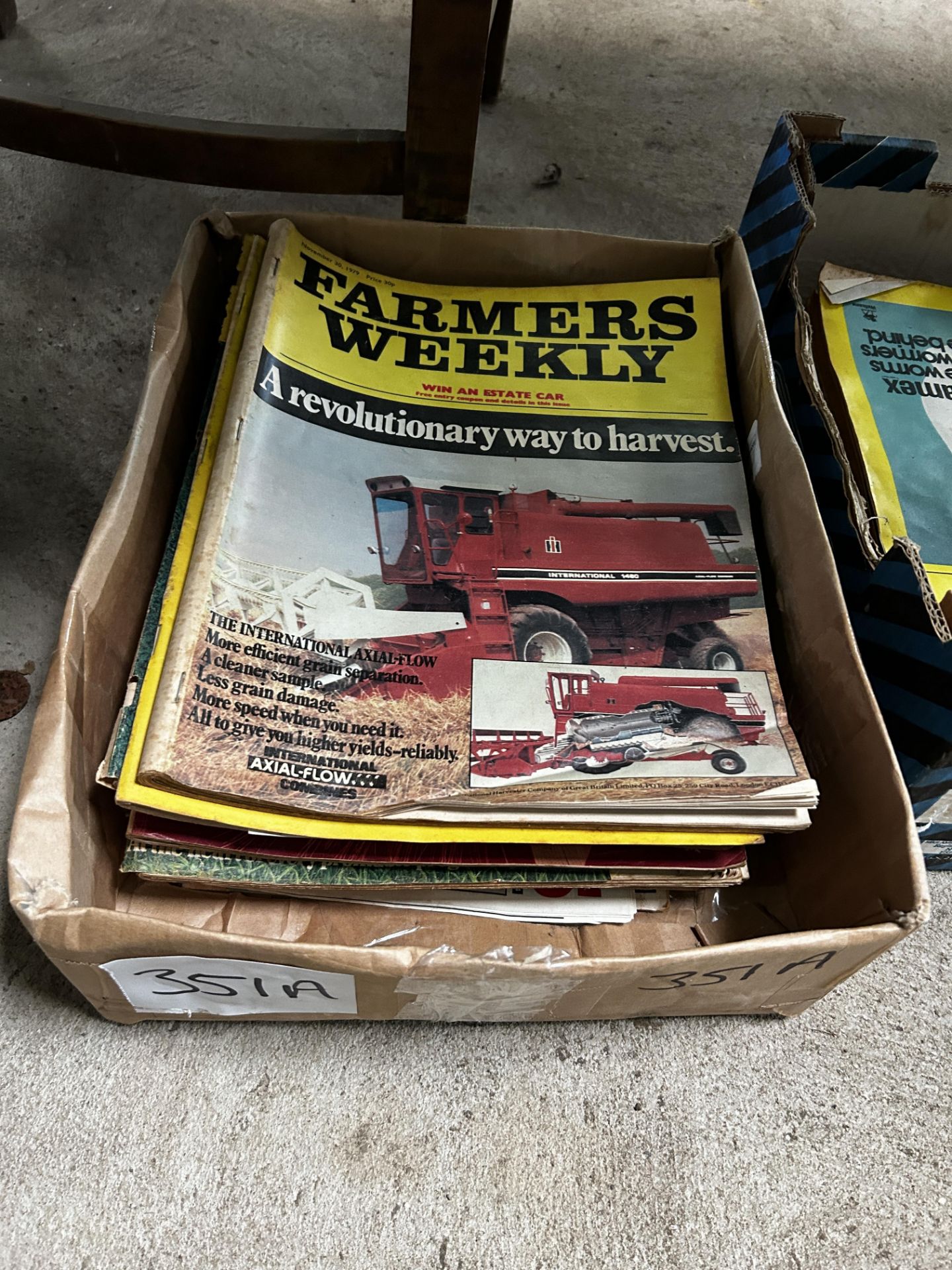 A quantity of Farmers Weekly magazines circa 1979