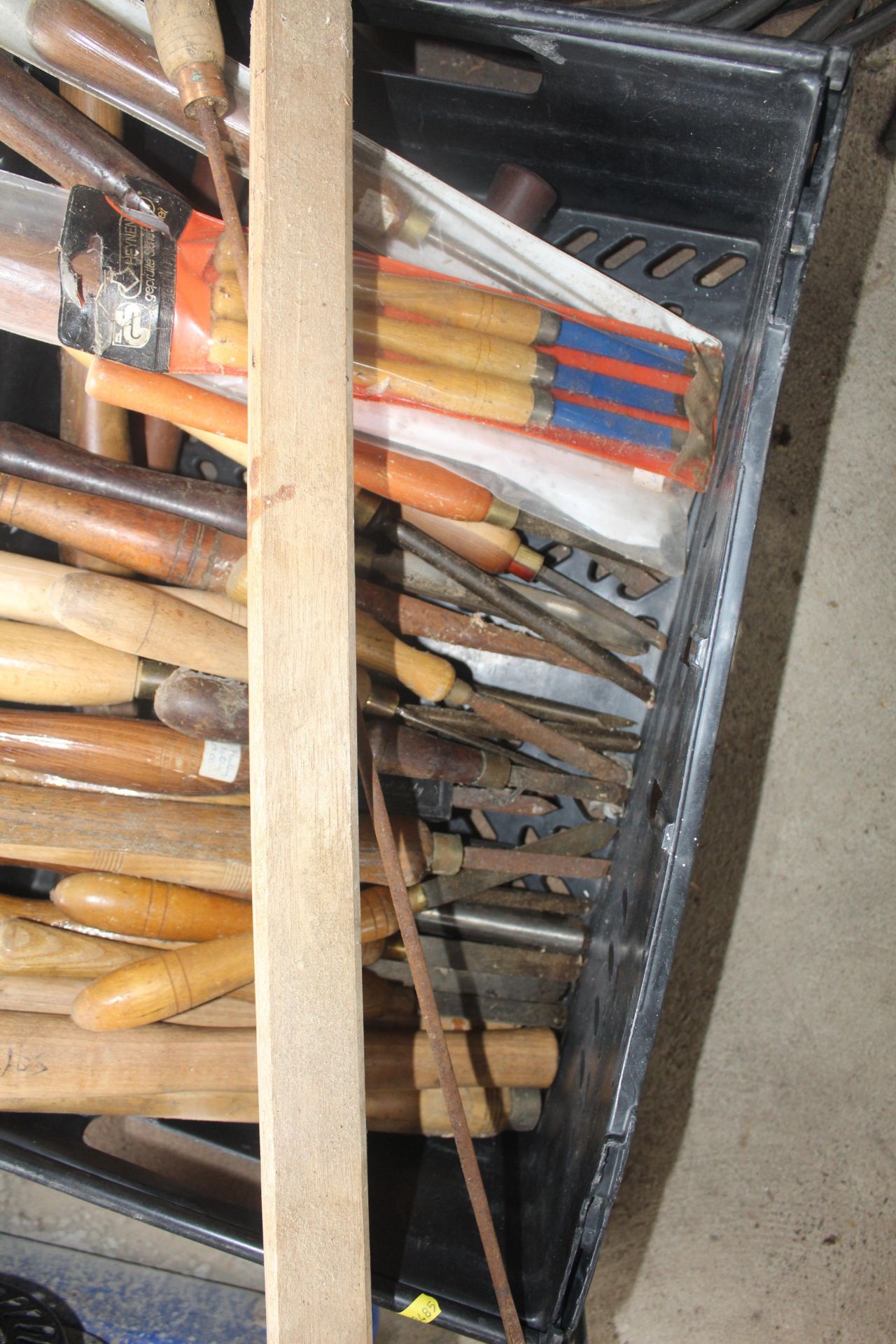 Quantity of wood turning chisels. - Image 2 of 2