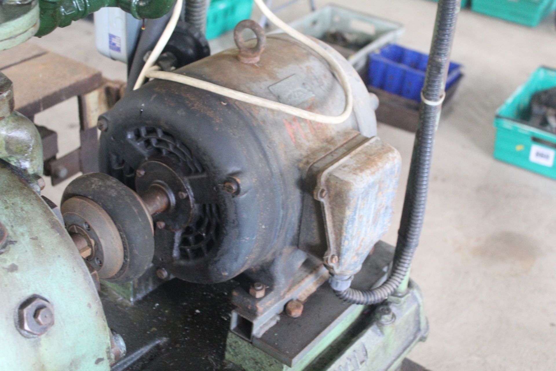 SkyHi P1501 15T hydraulic press. Powered by Fraser - Bild 17 aus 21