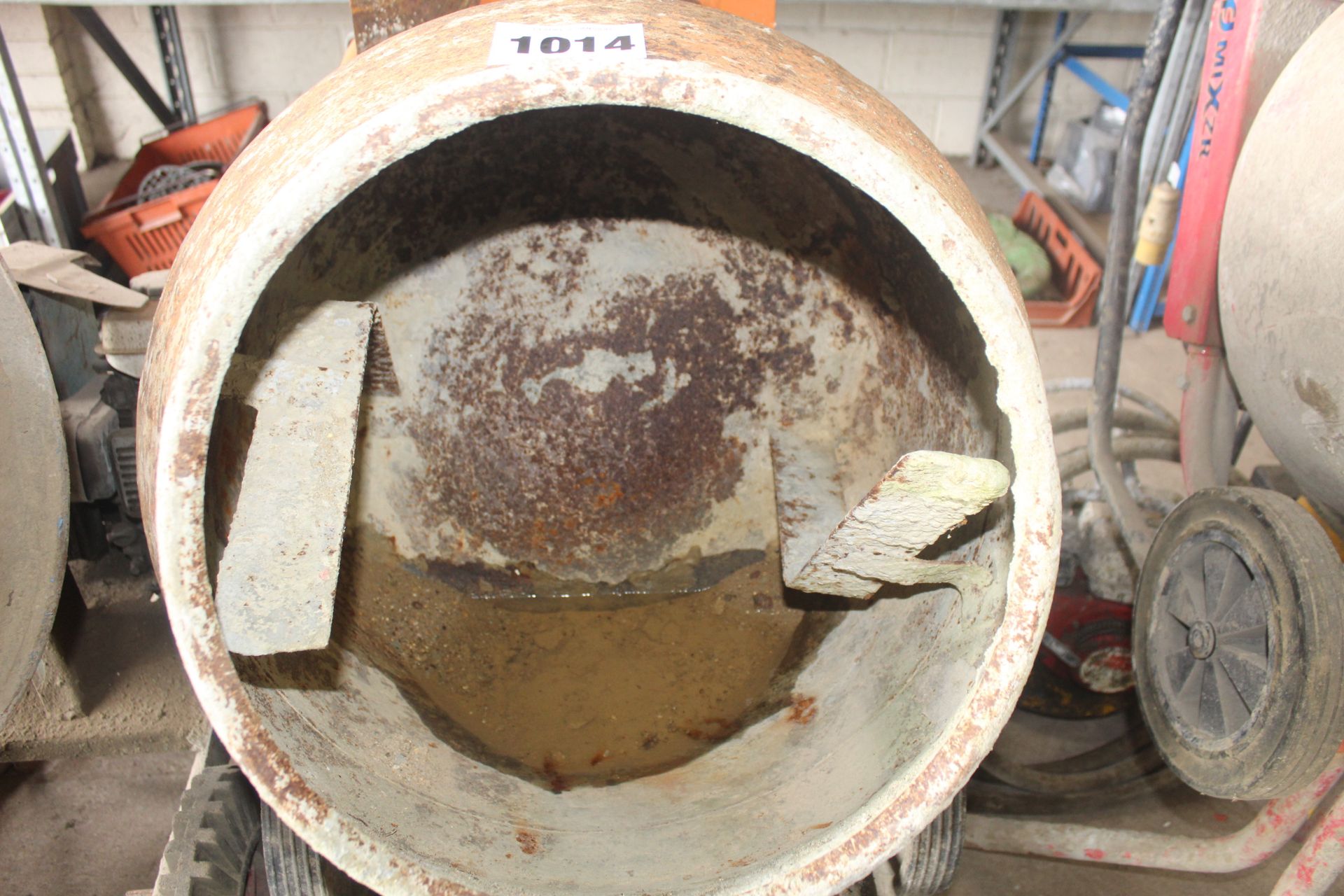 Belle electric cement mixer. V - Image 5 of 6