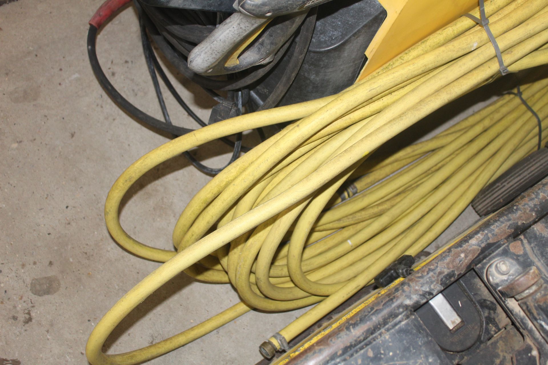 Karcher steam cleaner. With long hose. Recently serviced. Manual held. - Image 13 of 17