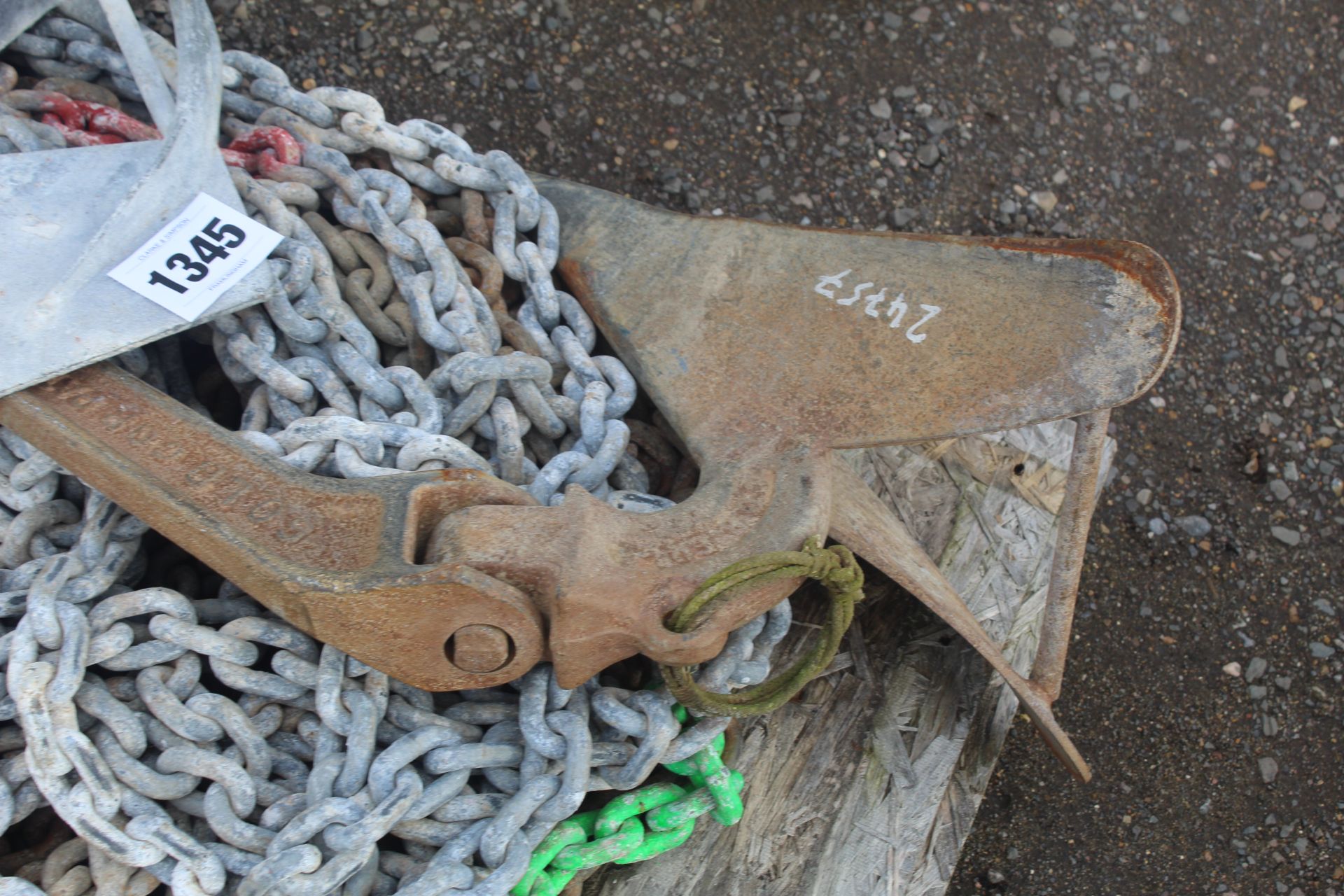 2x anchors and 50ft galvanised anchor chain. - Image 3 of 3