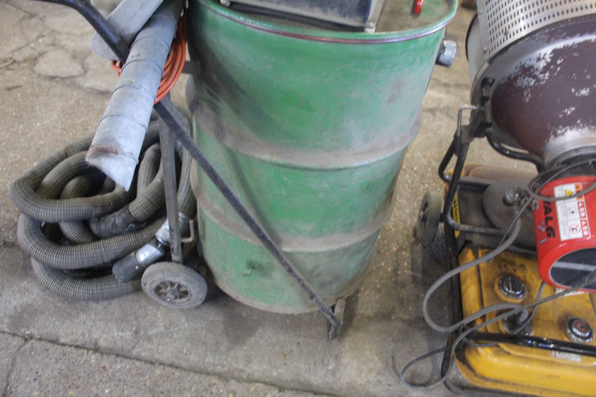 Big Brute grain store vacuum. From a Deceased estate. Manual held. - Image 6 of 6