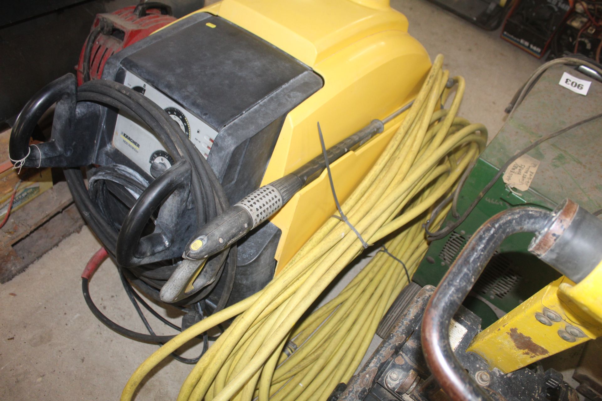 Karcher steam cleaner. With long hose. Recently serviced. Manual held. - Image 12 of 17