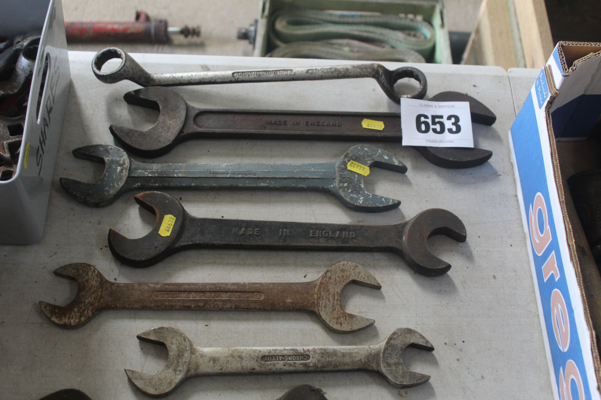 Quantity of large C spanners. - Image 3 of 3