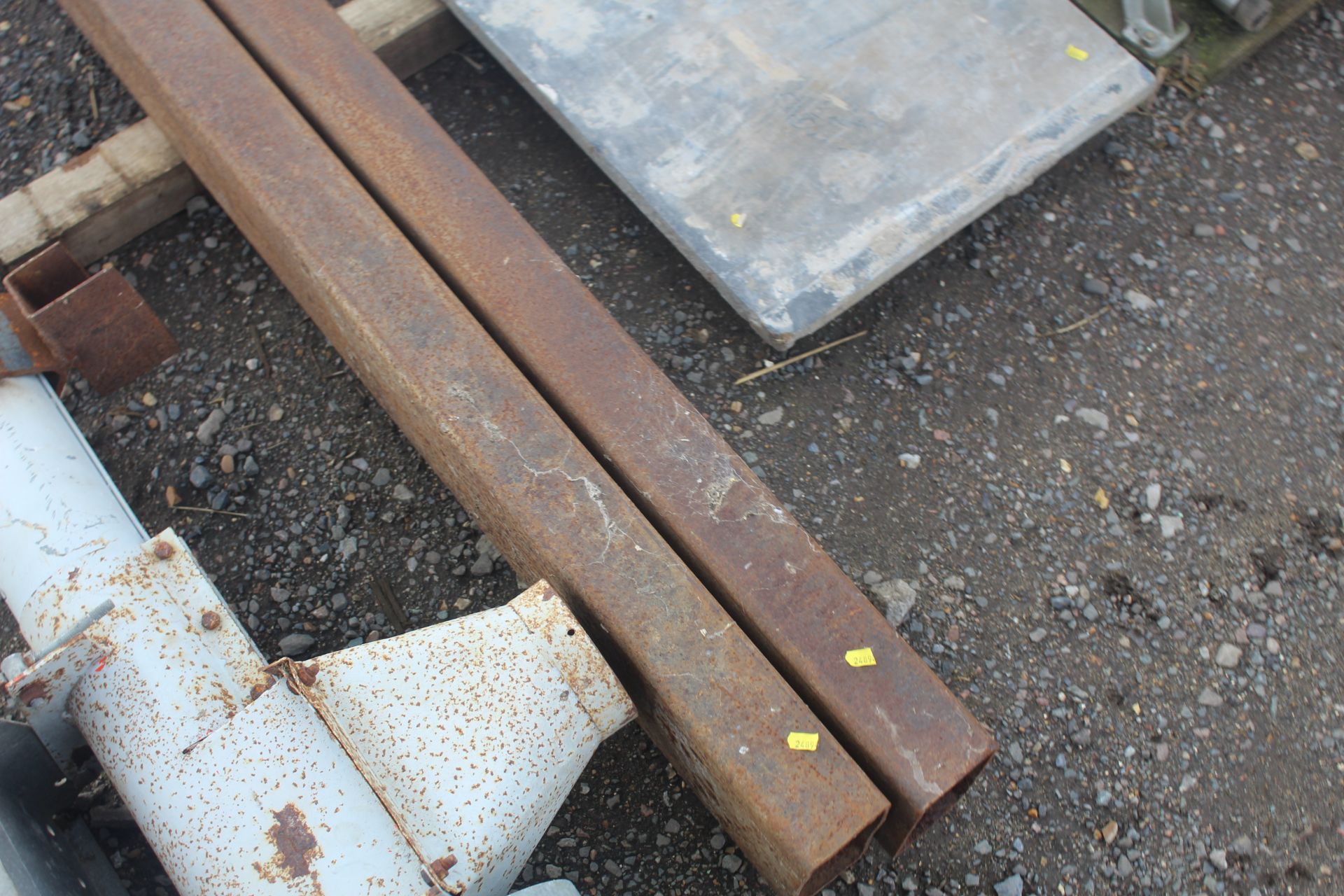 2 lengths of box section steel. - Image 2 of 4