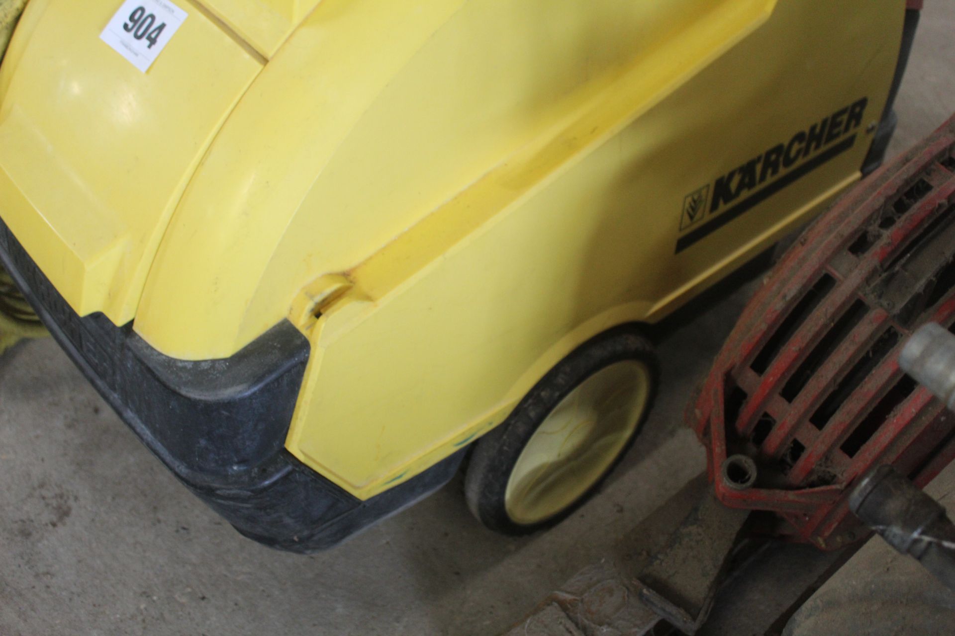 Karcher steam cleaner. With long hose. Recently serviced. Manual held. - Image 5 of 17