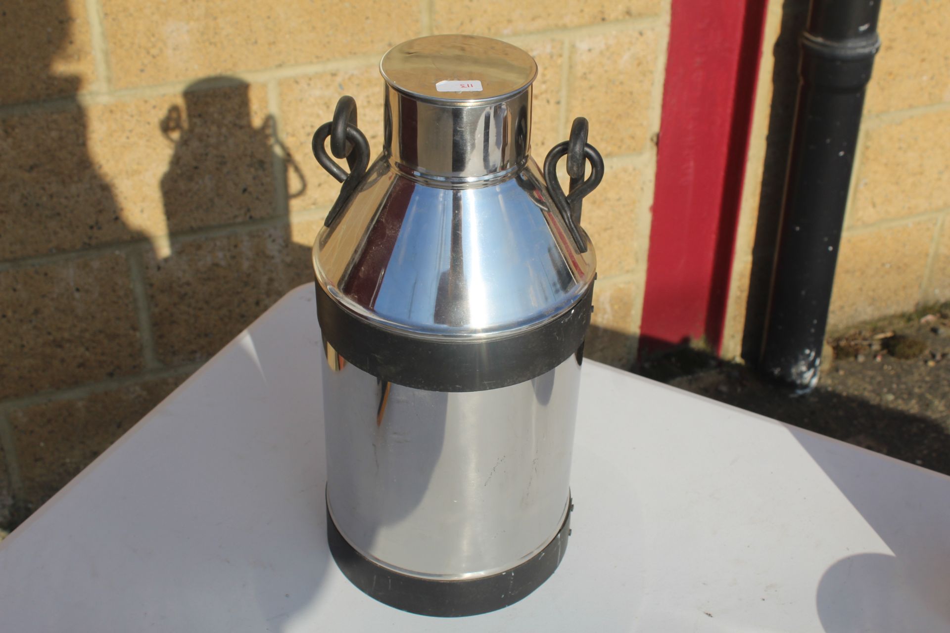 Stainless steel milkchurn (V2). V