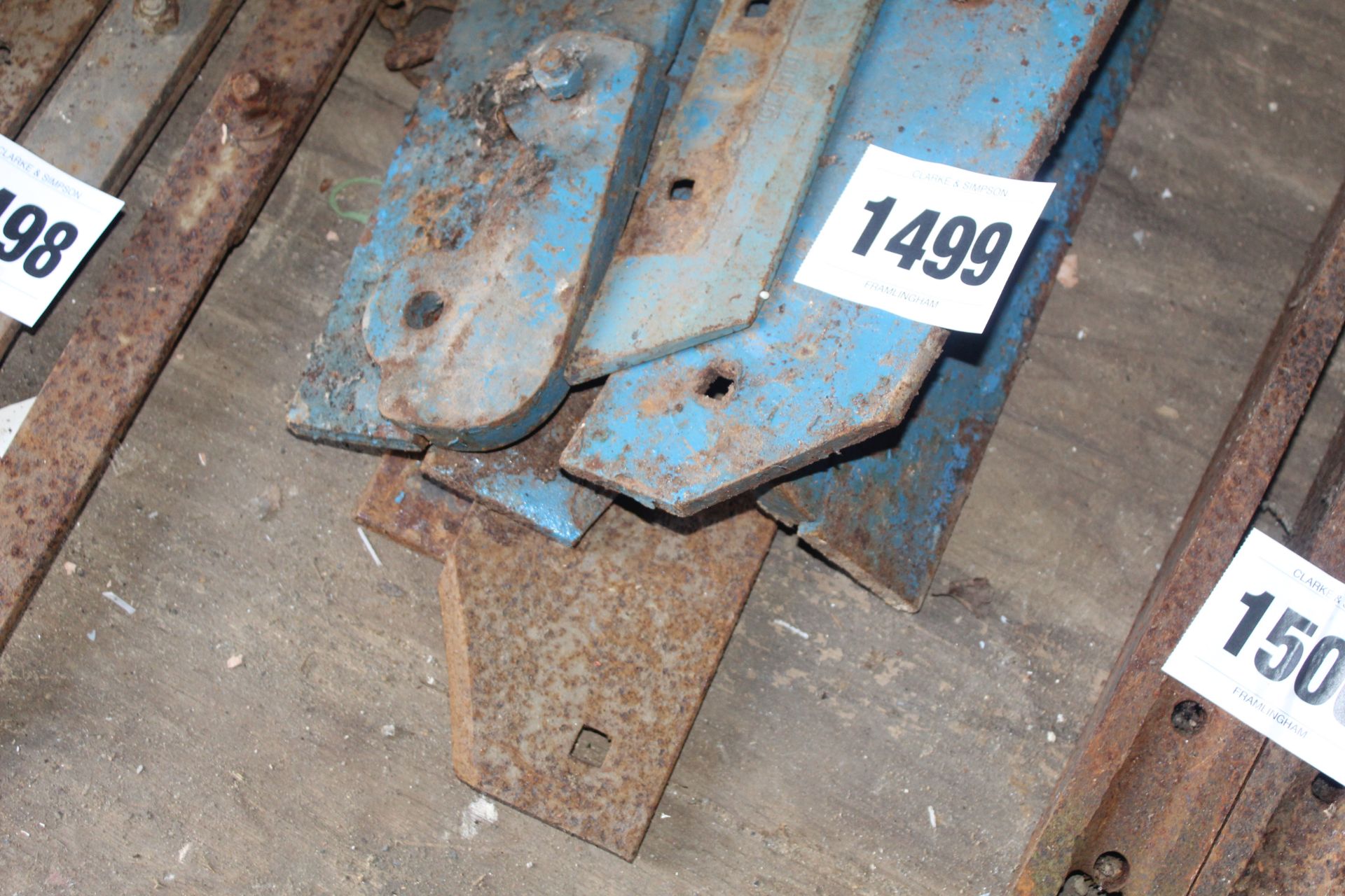 Ransomes plough spares. V - Image 2 of 3