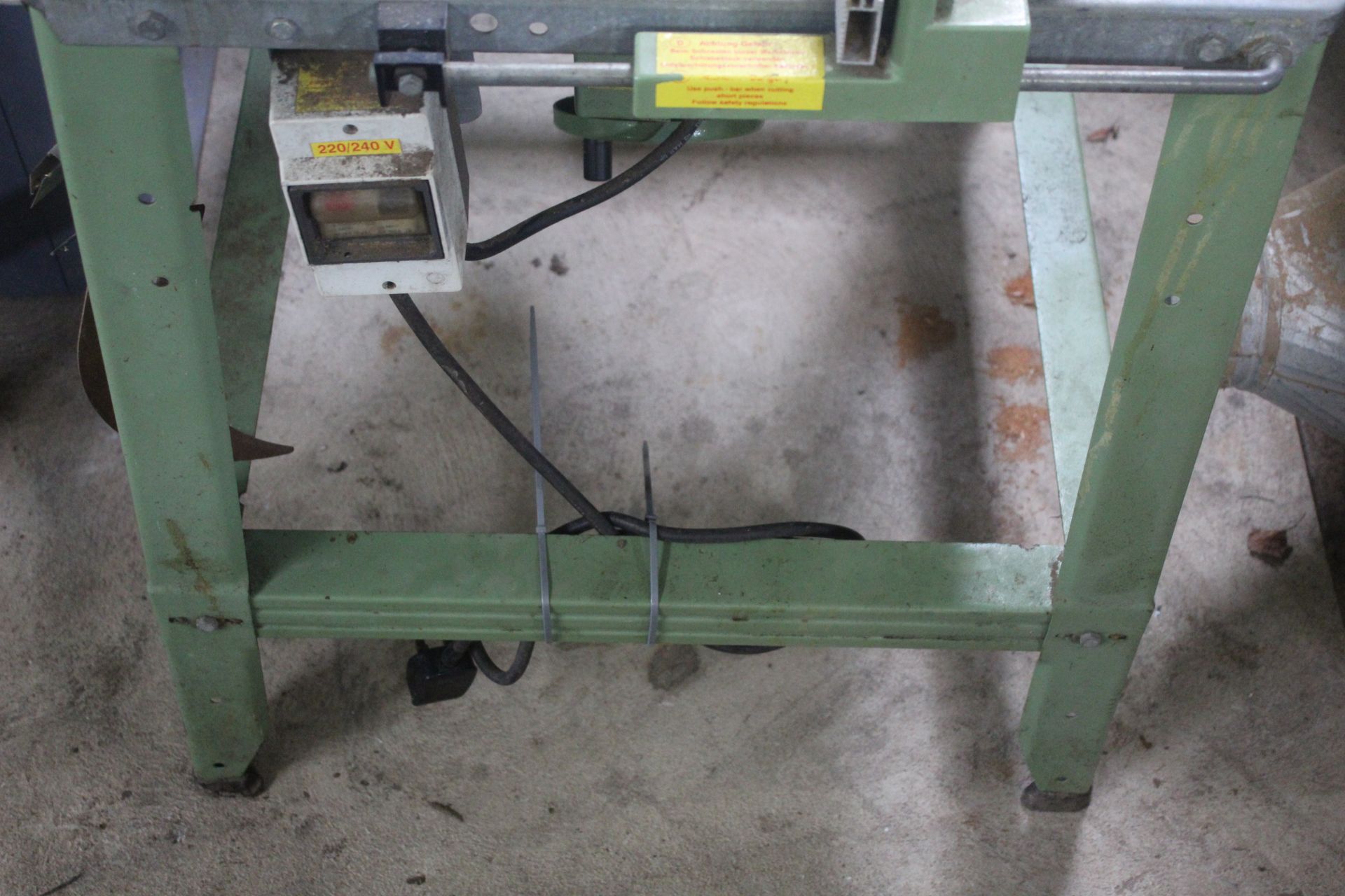 240v saw bench. - Image 5 of 6