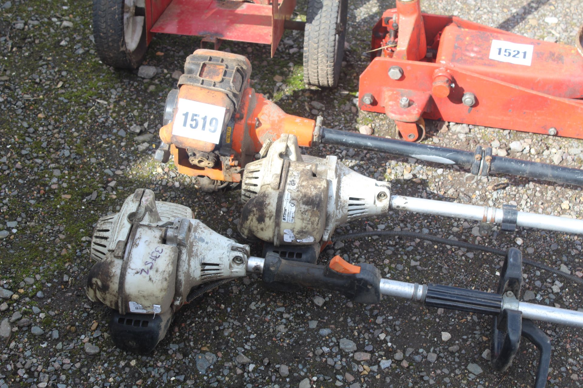 Various strimmers. For spares. V - Image 2 of 4