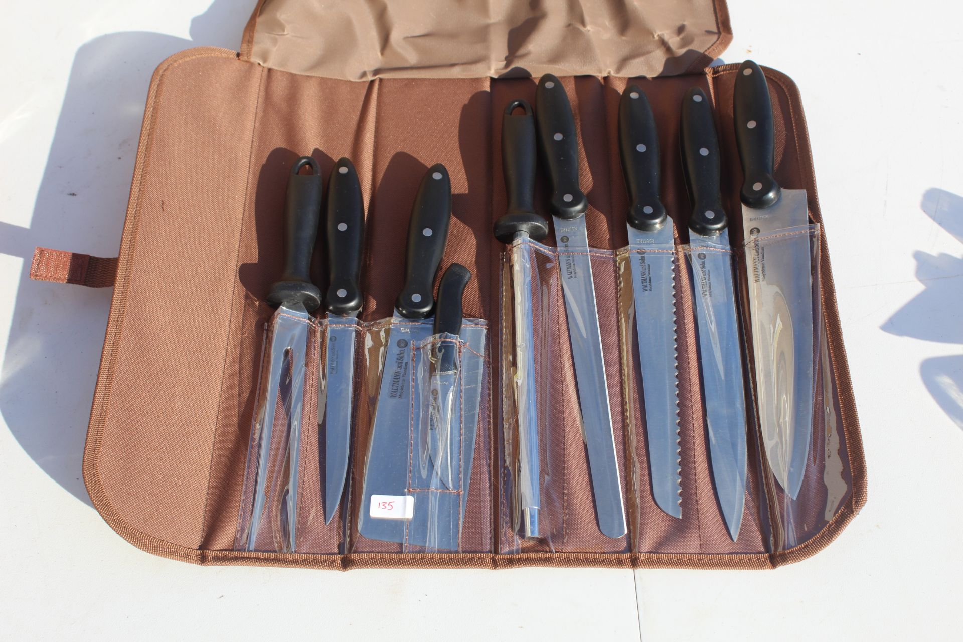9 pce Knife set in bag. V