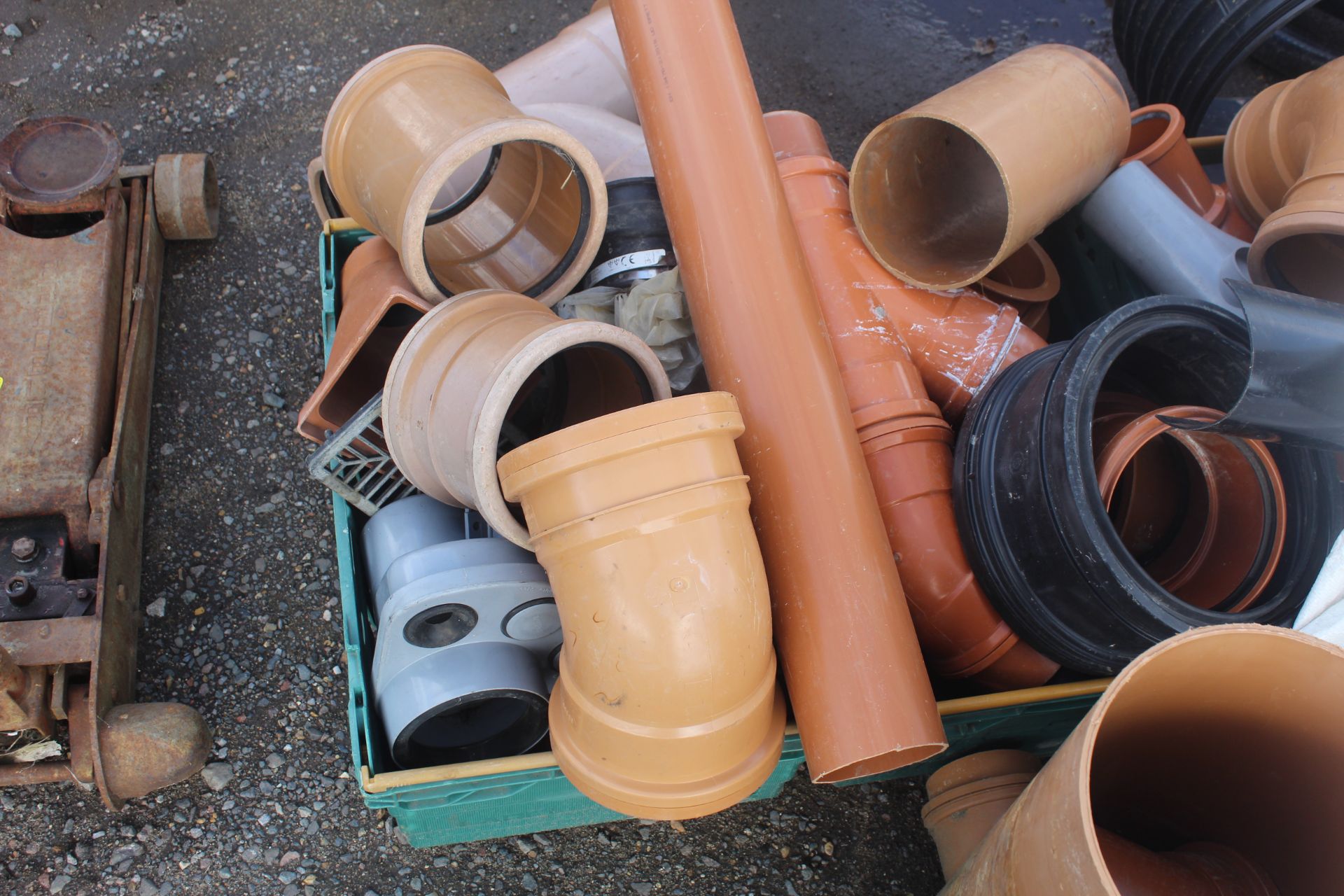 Large quantity of drainage goods. - Image 2 of 6