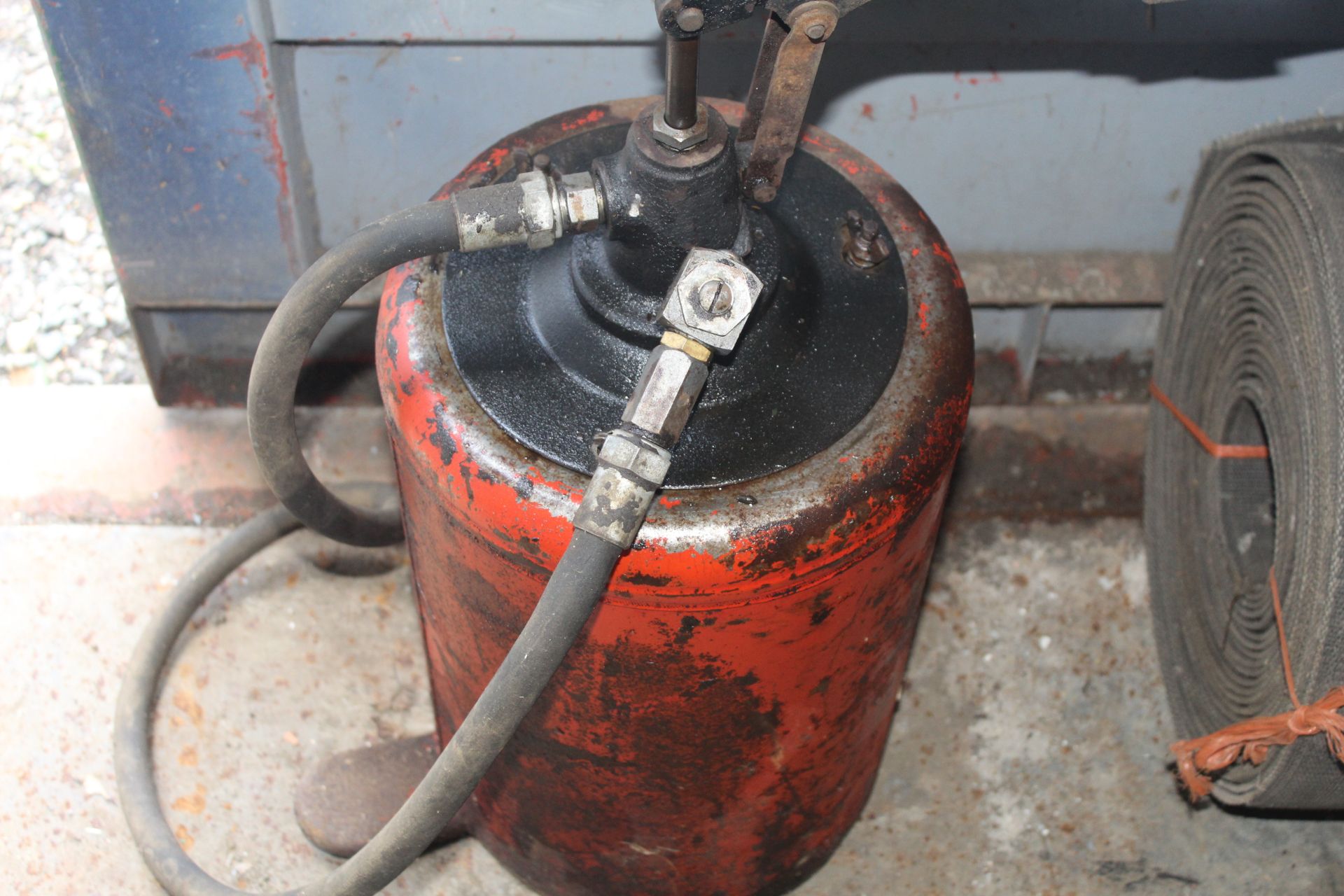 Nurbex oil pump. - Image 2 of 2