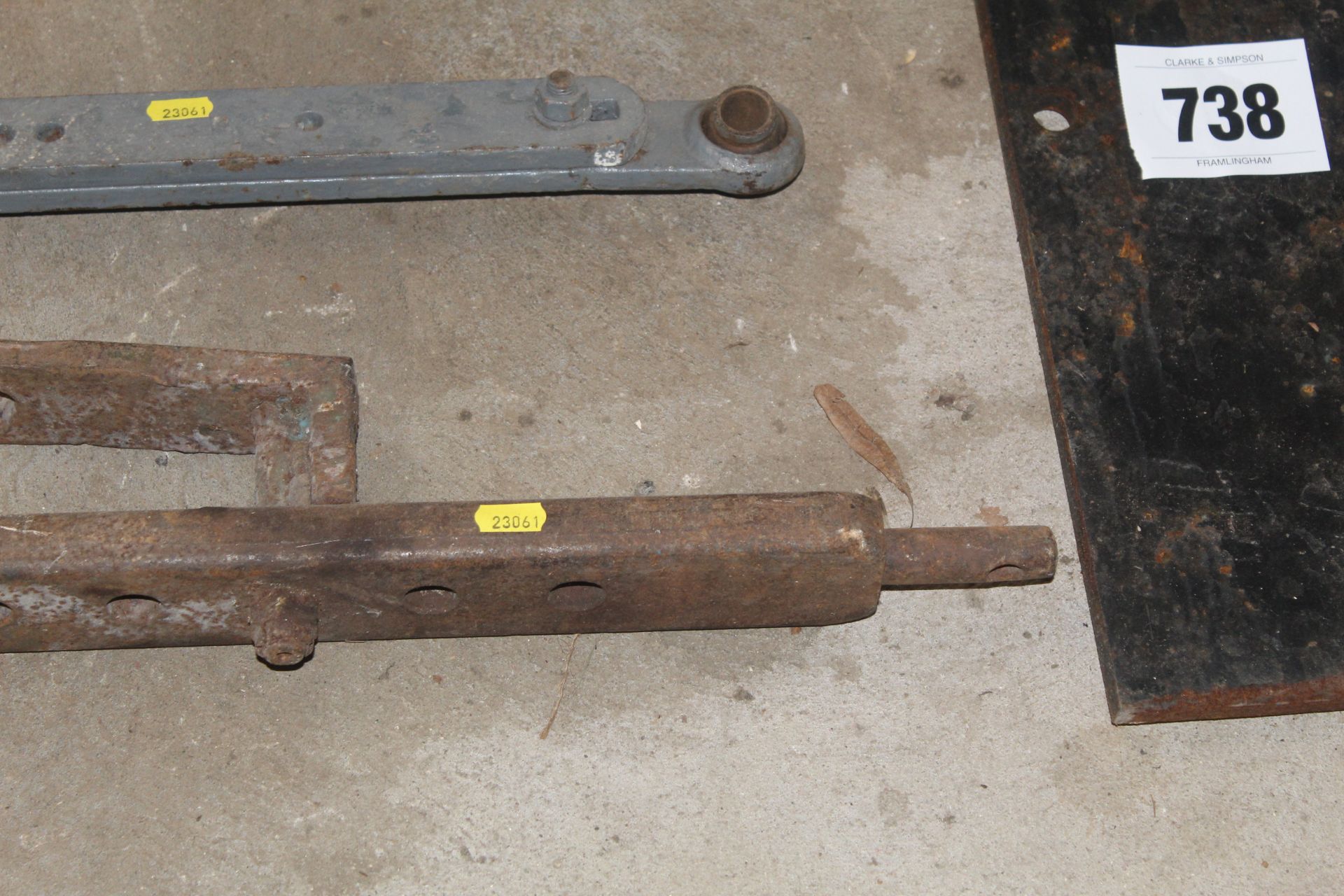 Nine hole drawbar. - Image 3 of 3